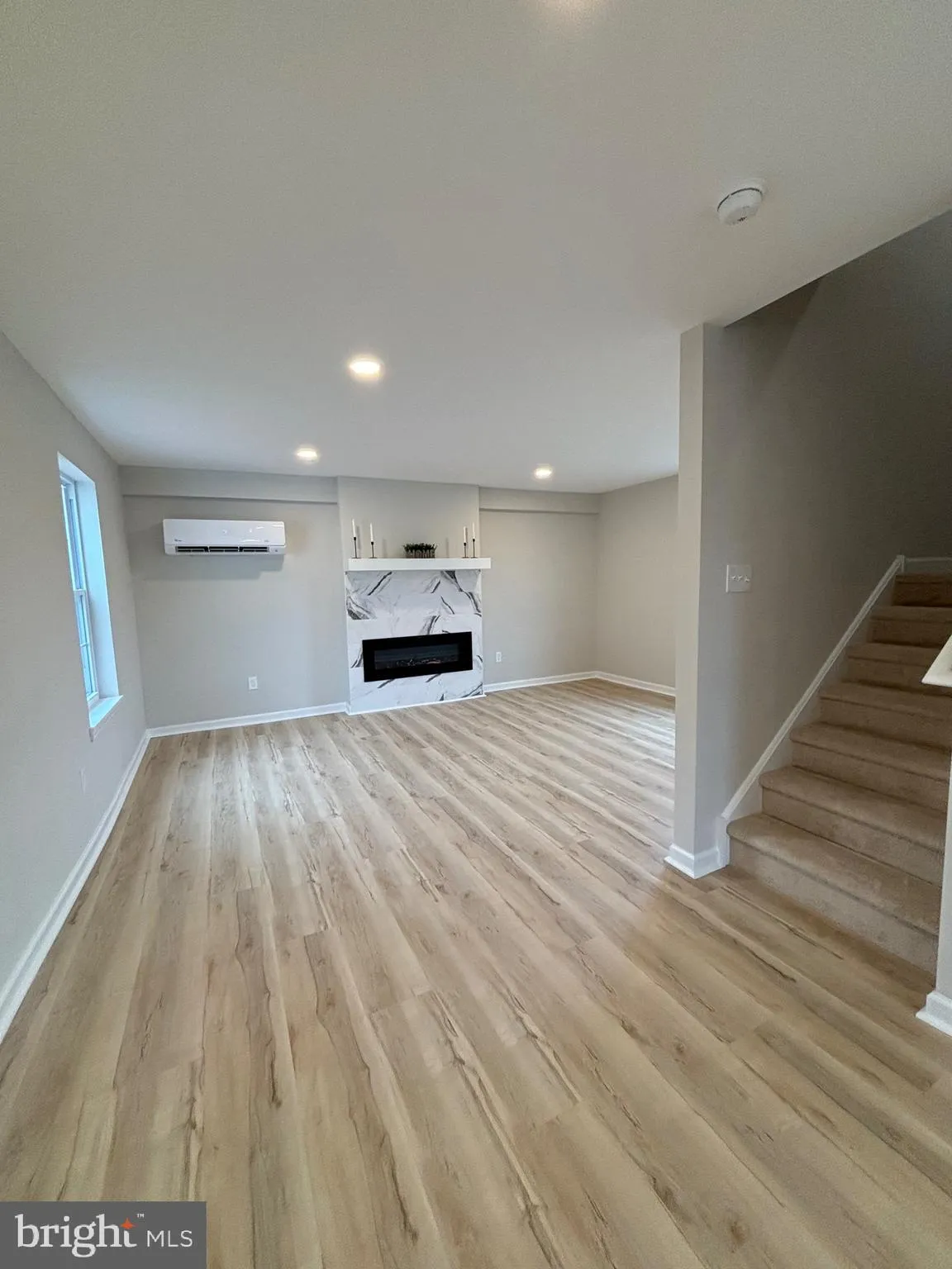 Mullica Hill, New Jersey 08062, United States, 3 Bedrooms Bedrooms, ,3 BathroomsBathrooms,Residential,Pending,23806