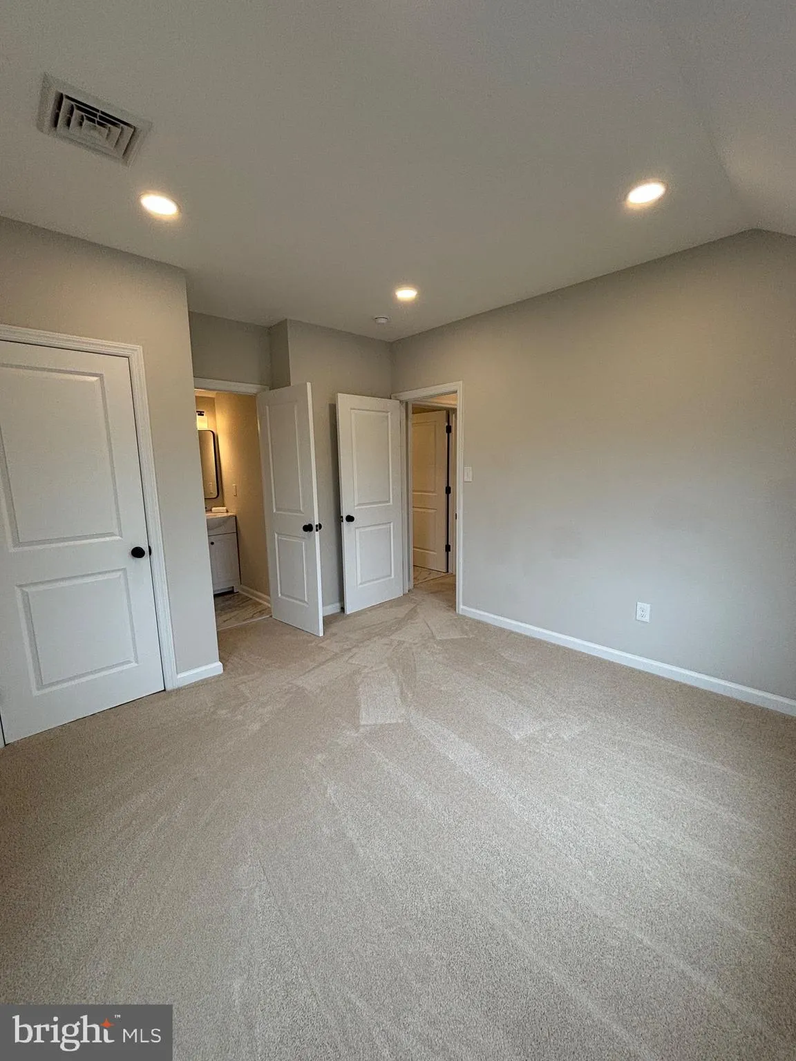 Mullica Hill, New Jersey 08062, United States, 3 Bedrooms Bedrooms, ,3 BathroomsBathrooms,Residential,Pending,23806