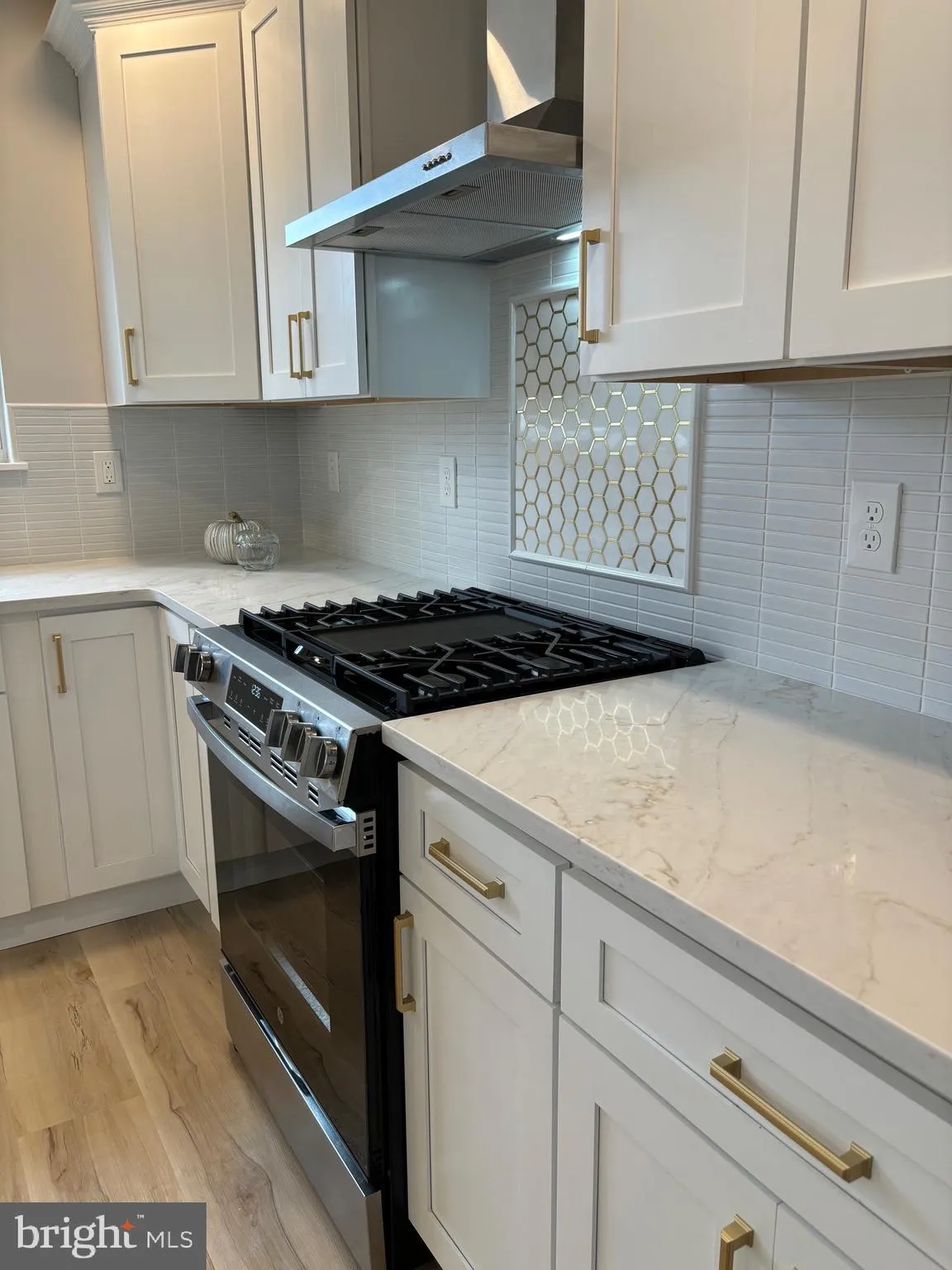 Mullica Hill, New Jersey 08062, United States, 3 Bedrooms Bedrooms, ,3 BathroomsBathrooms,Residential,Pending,23806