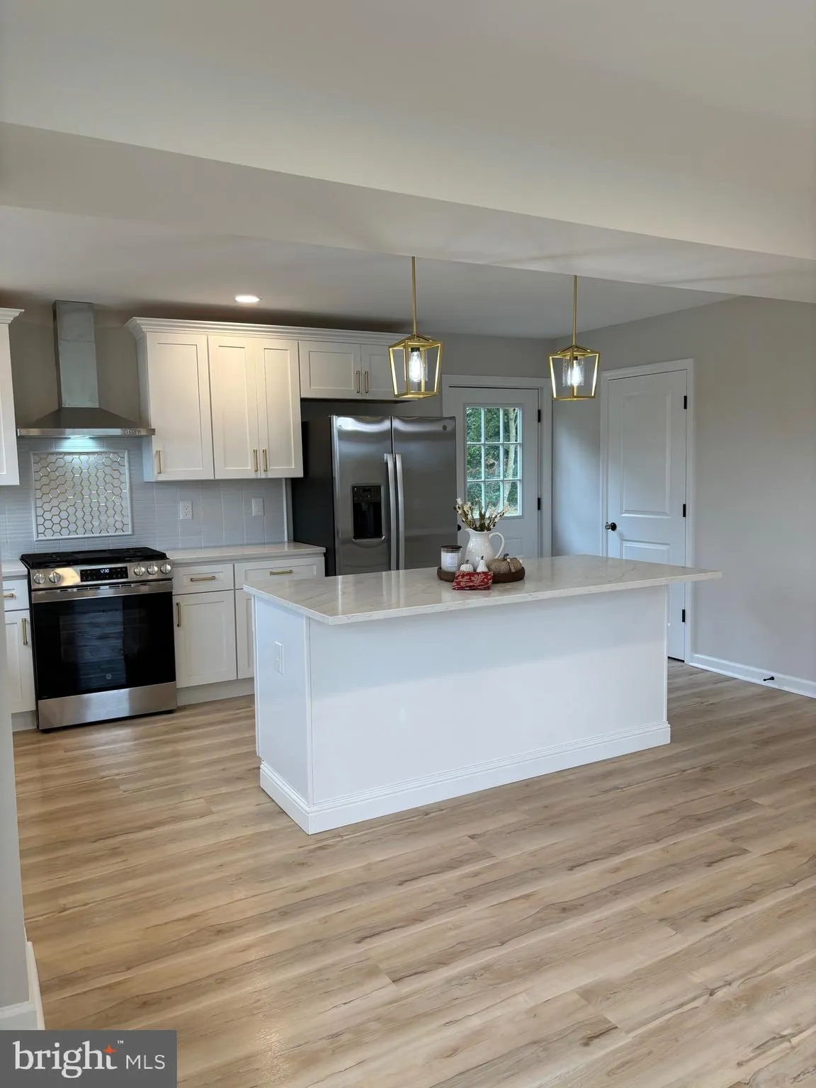 Mullica Hill, New Jersey 08062, United States, 3 Bedrooms Bedrooms, ,3 BathroomsBathrooms,Residential,Pending,23806