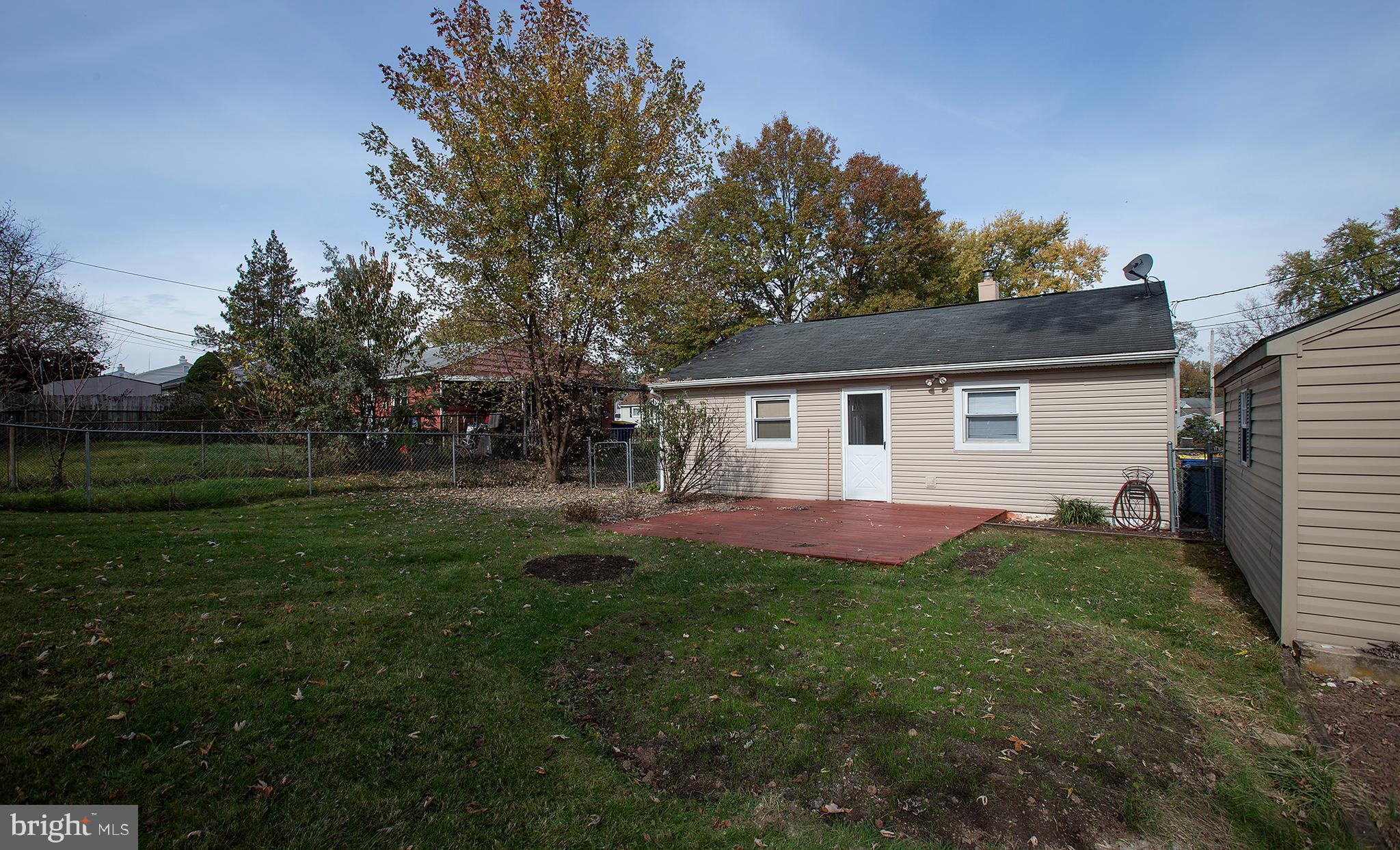 OAK HILLS - Residential Lease