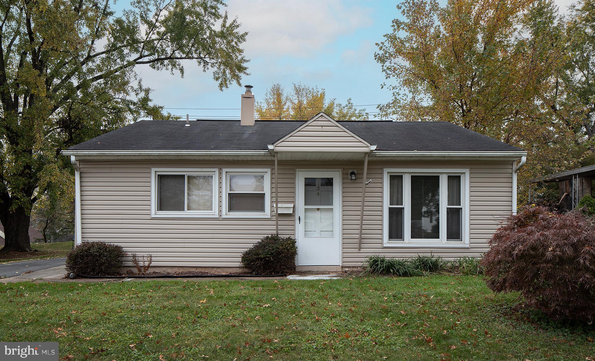 OAK HILLS - Residential Lease