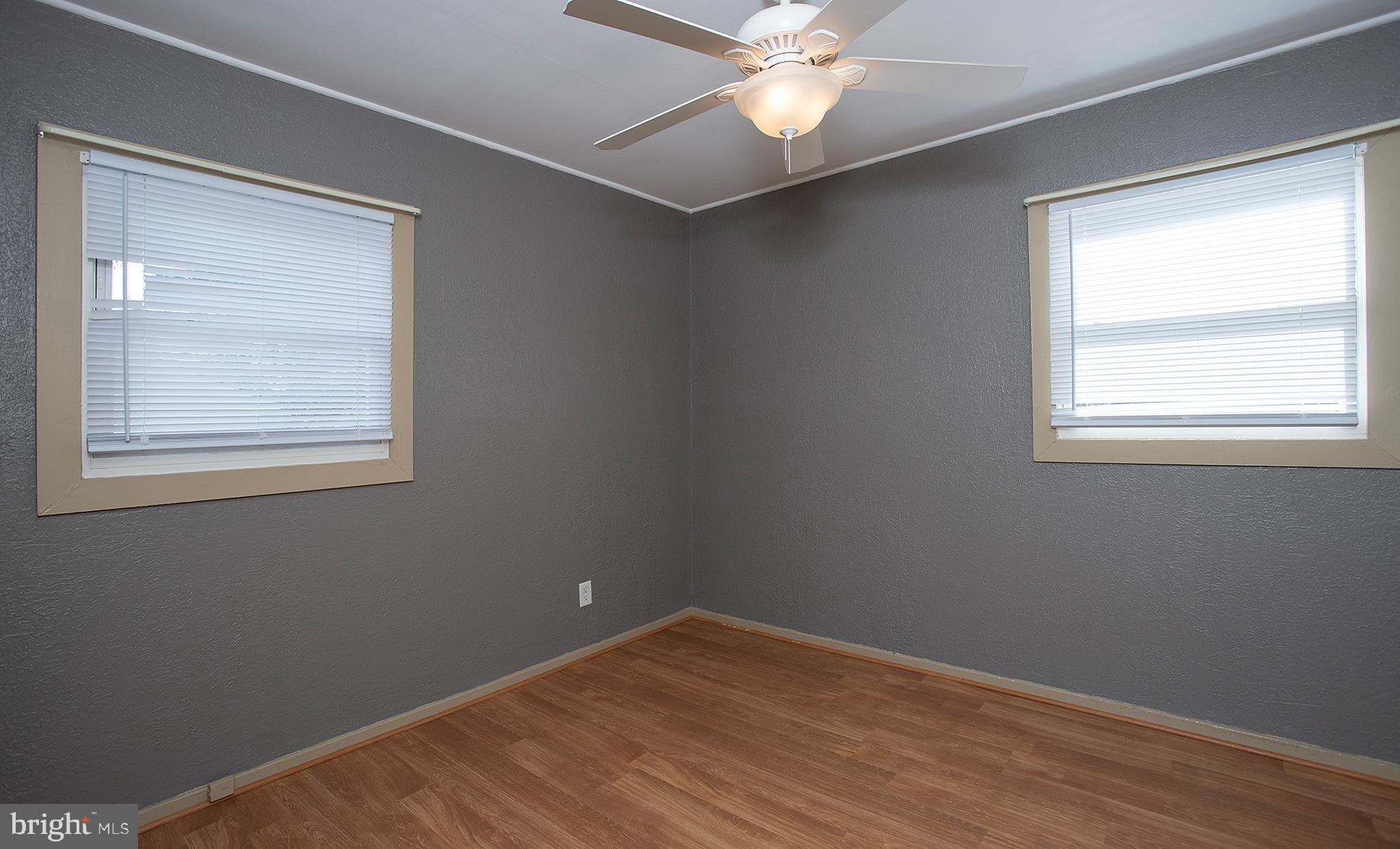 OAK HILLS - Residential Lease