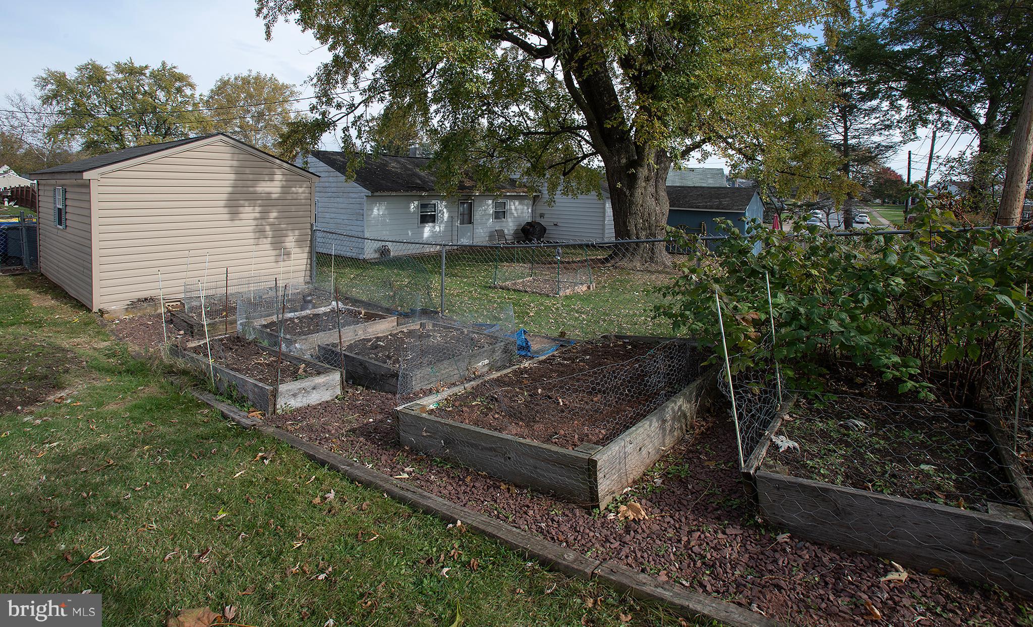 OAK HILLS - Residential Lease