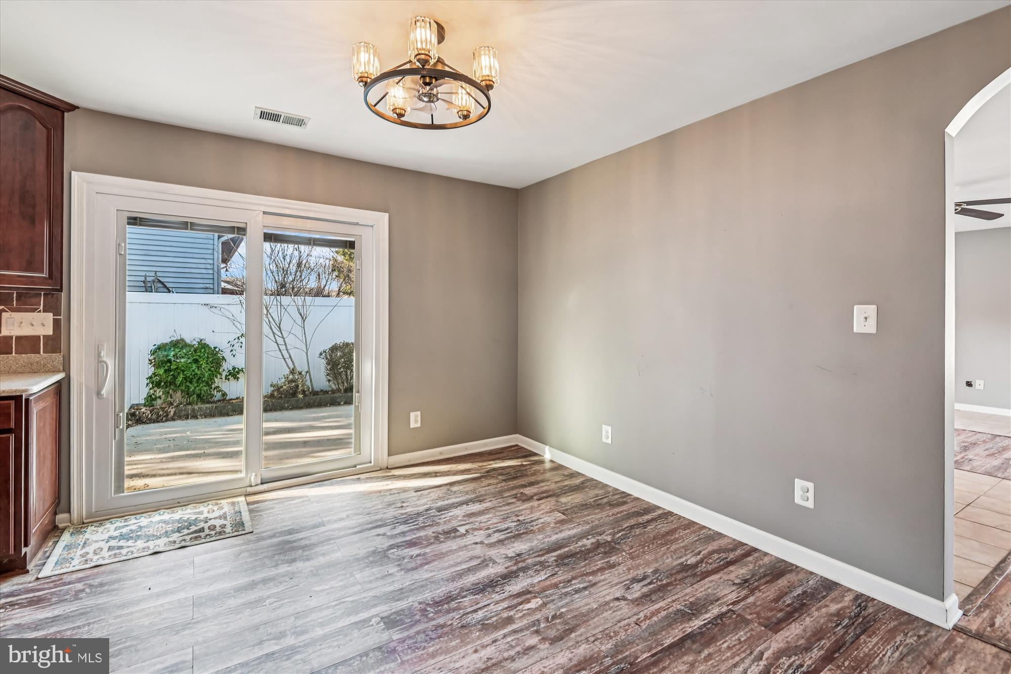 REVELL DOWNS - Residential