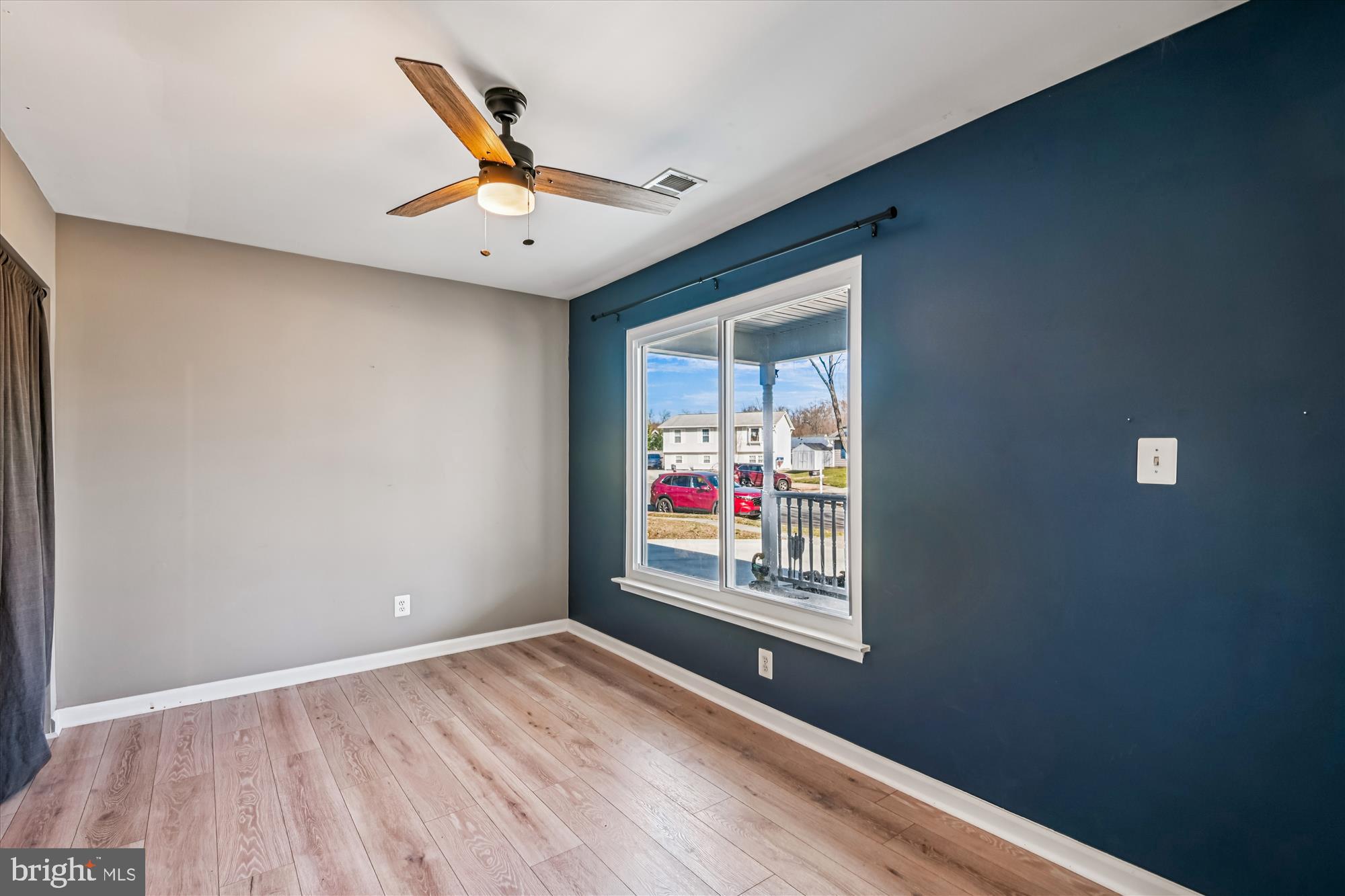 REVELL DOWNS - Residential