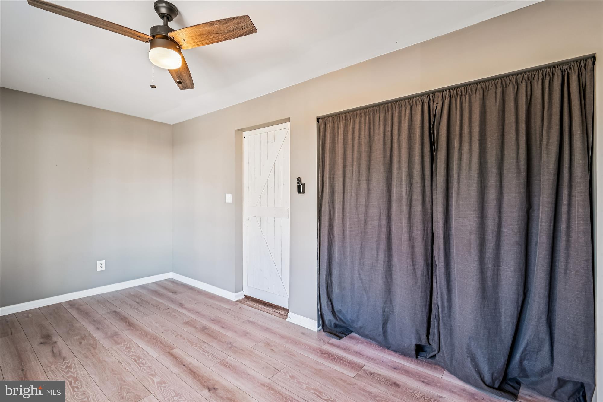 REVELL DOWNS - Residential