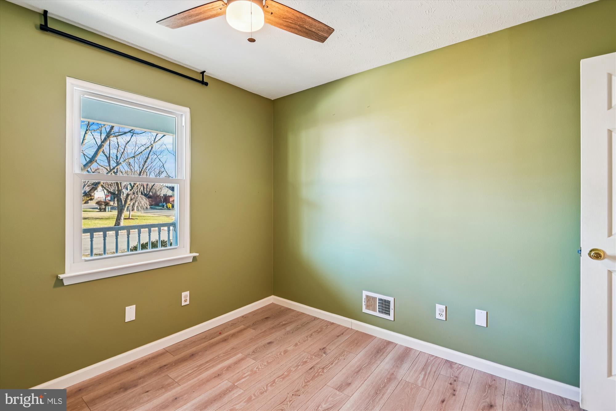 REVELL DOWNS - Residential