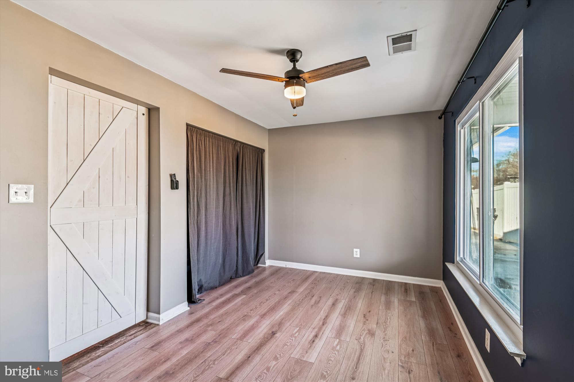 REVELL DOWNS - Residential