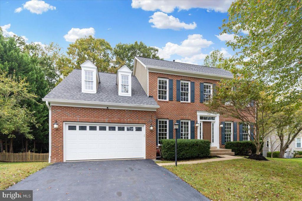 Photo of 13162 Cuyahoga Court, MANASSAS, VA 20112 (MLS # VAPW2106232)