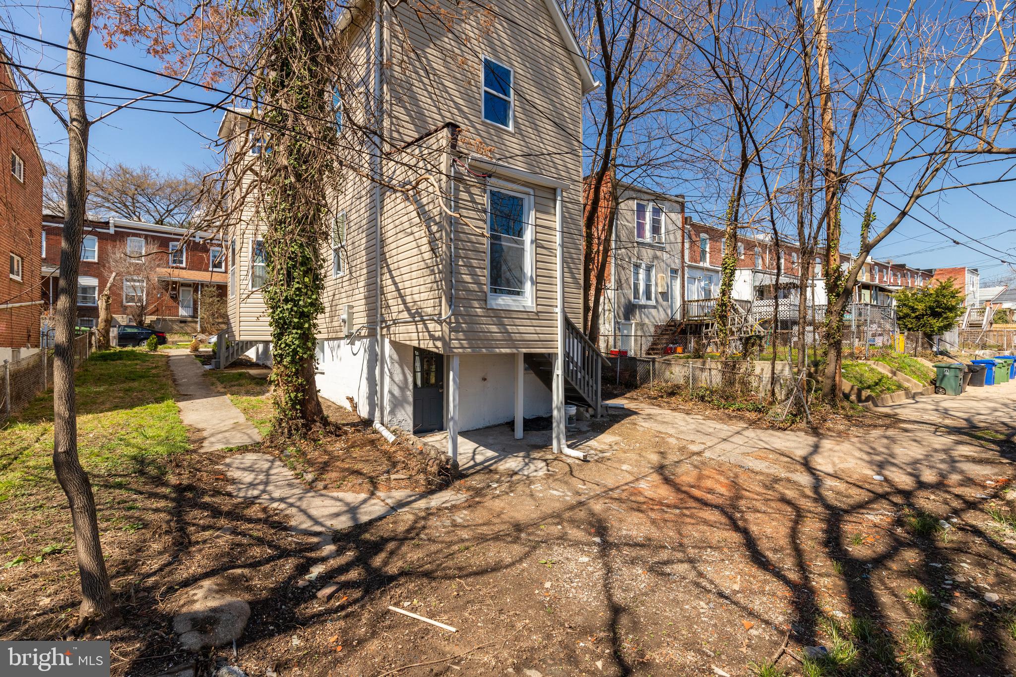 WAVERLY - Residential