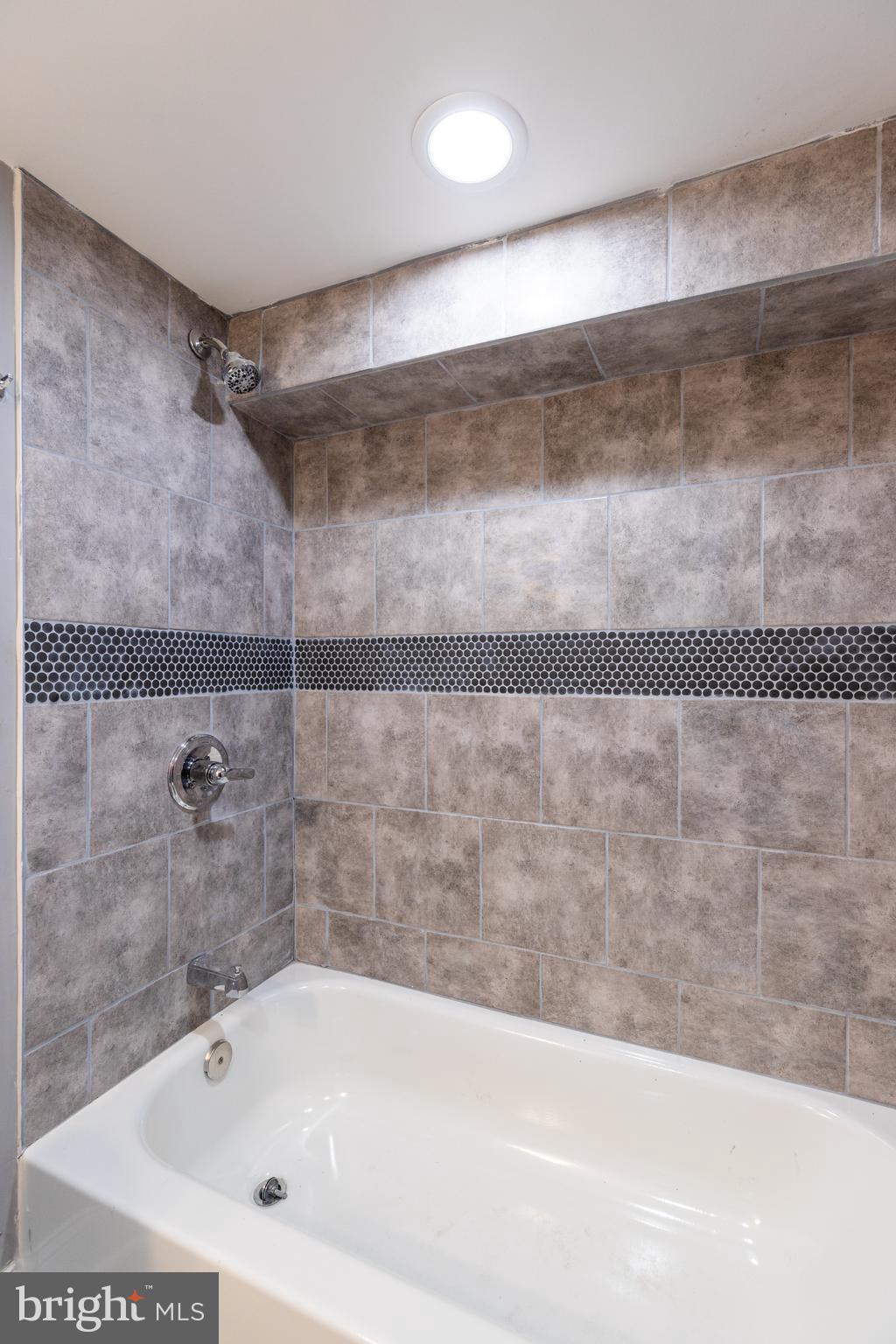 WAVERLY - Residential