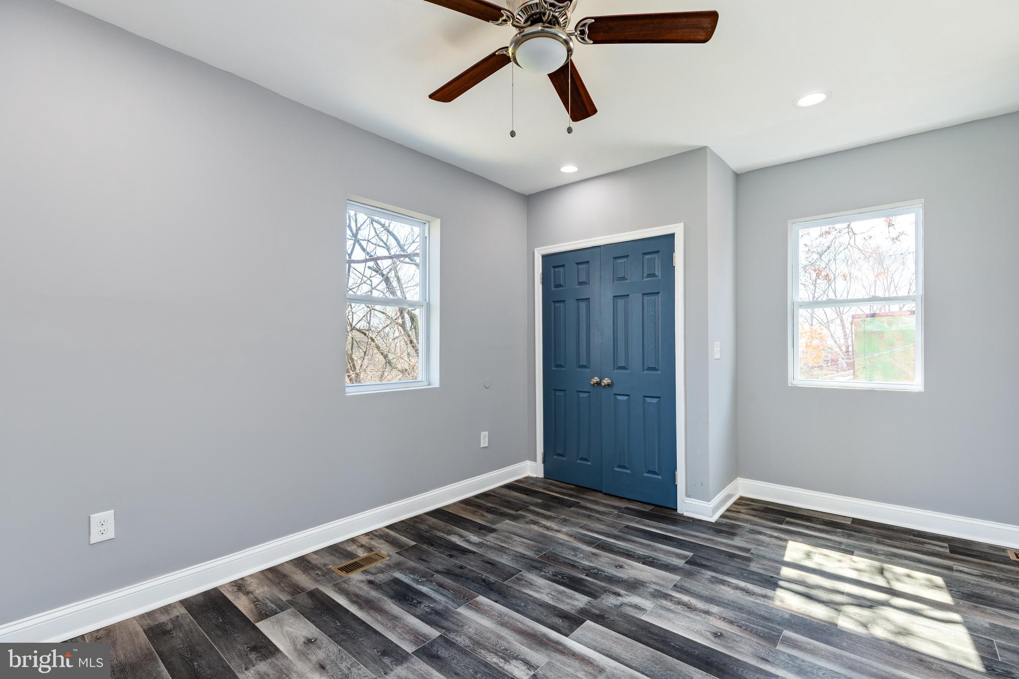 WAVERLY - Residential