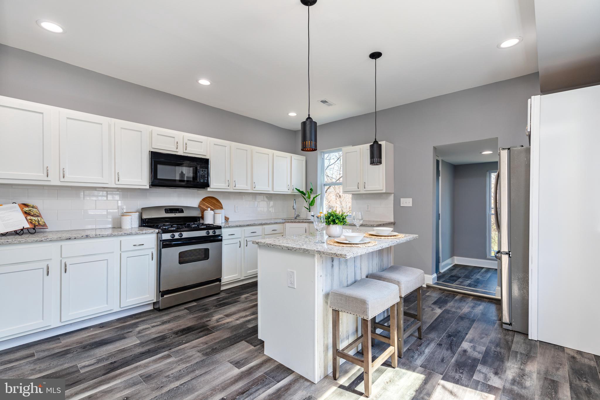 WAVERLY - Residential