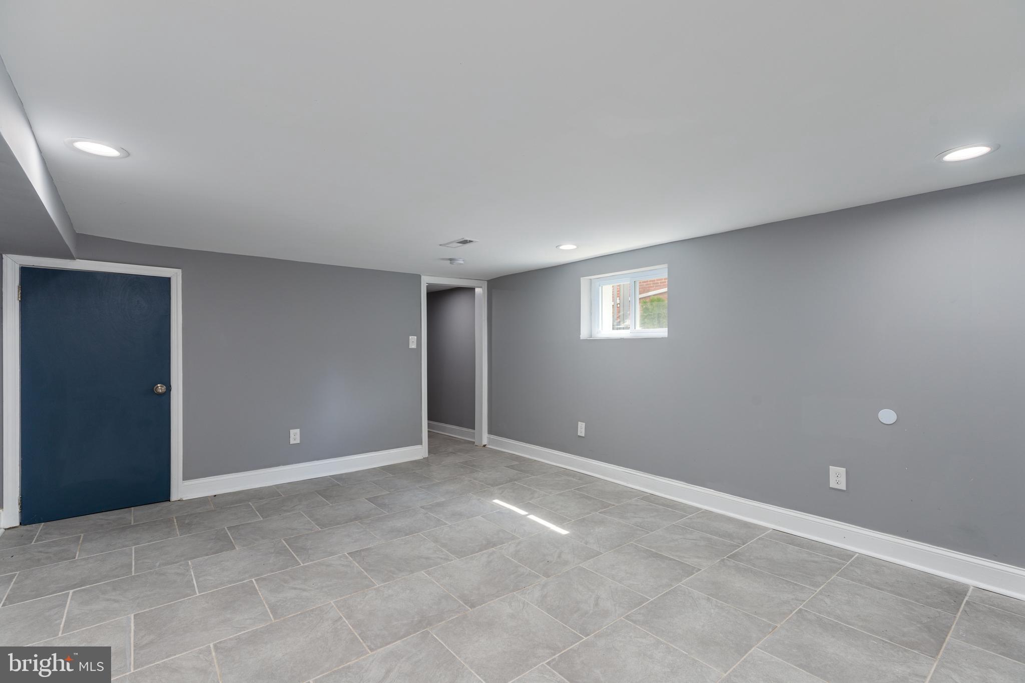 WAVERLY - Residential