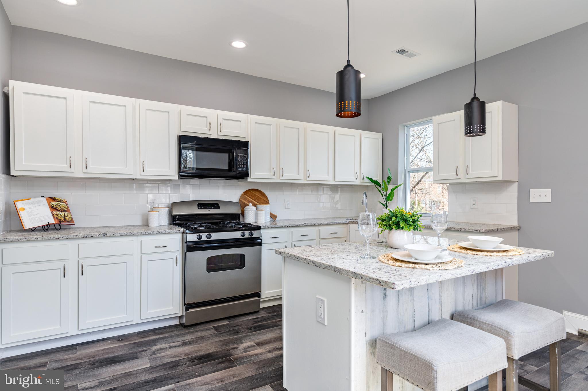 WAVERLY - Residential