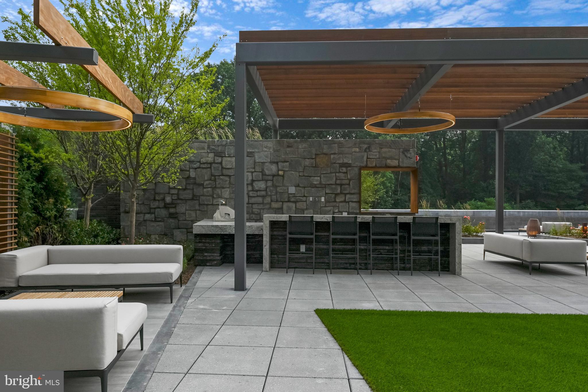 TYSONS CORNER - Residential Lease