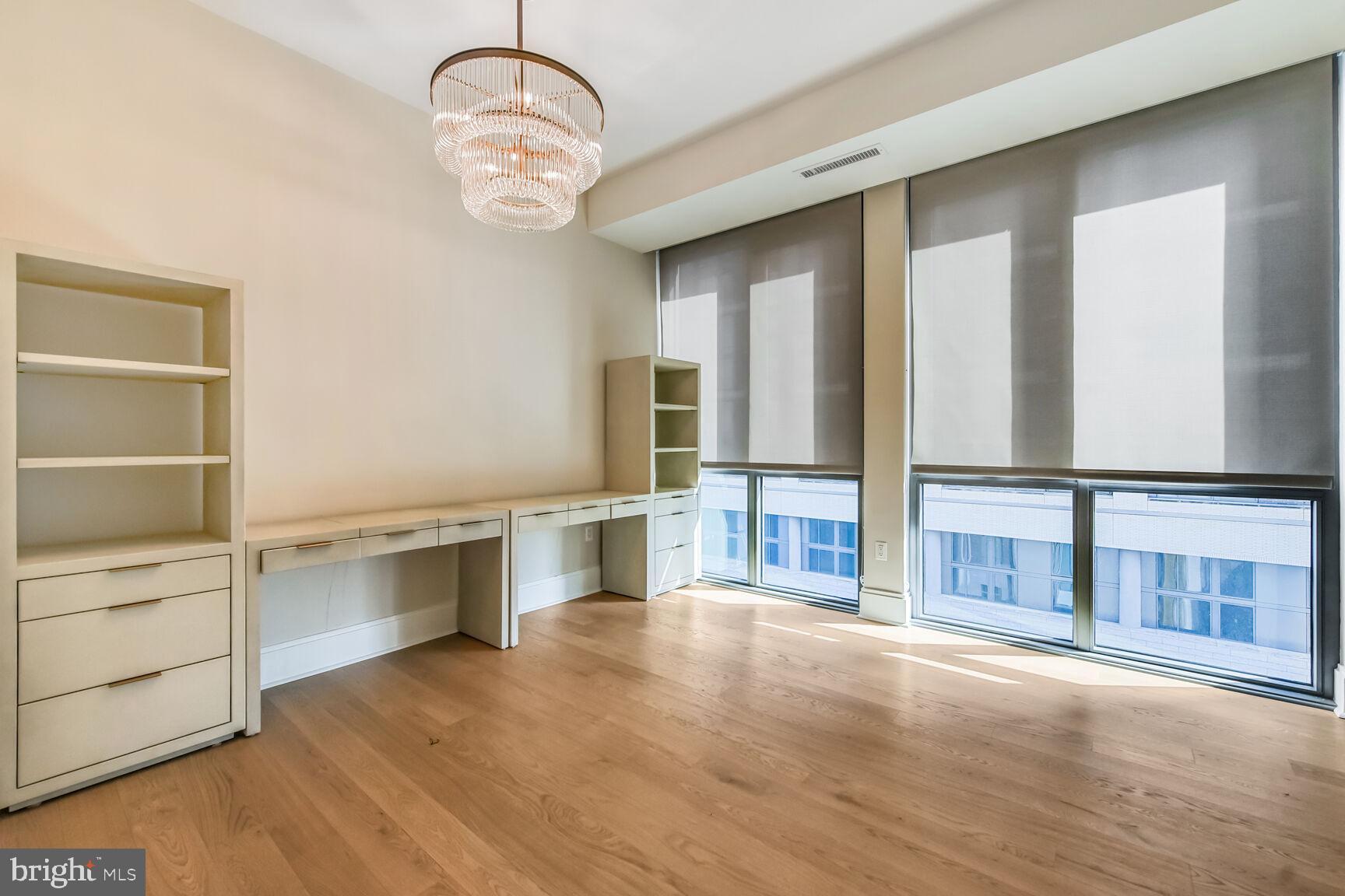 TYSONS CORNER - Residential Lease