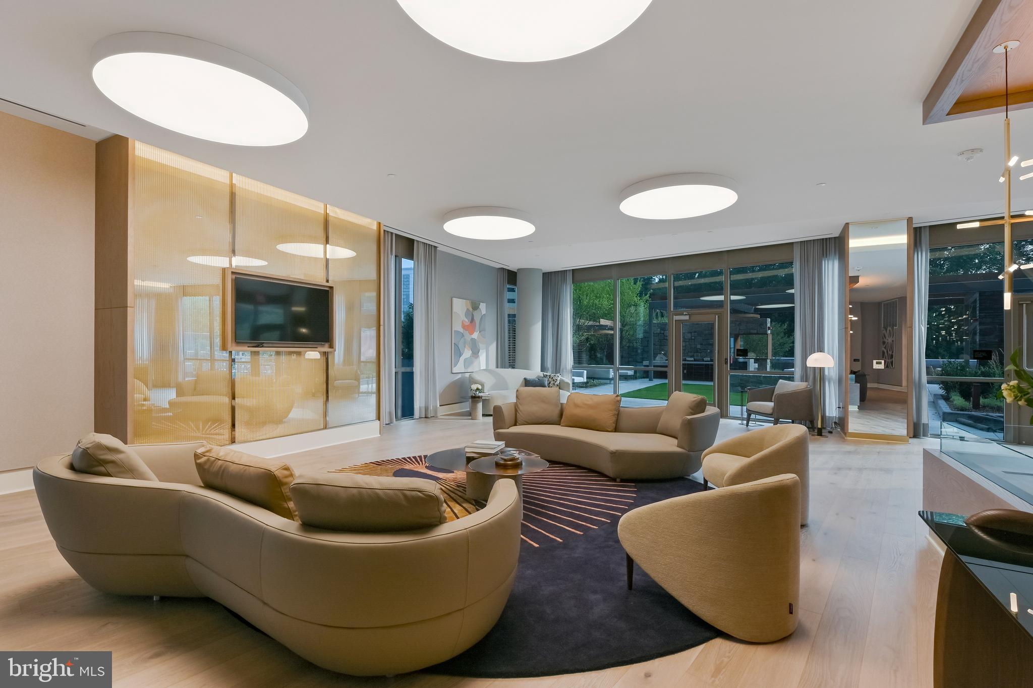 TYSONS CORNER - Residential Lease