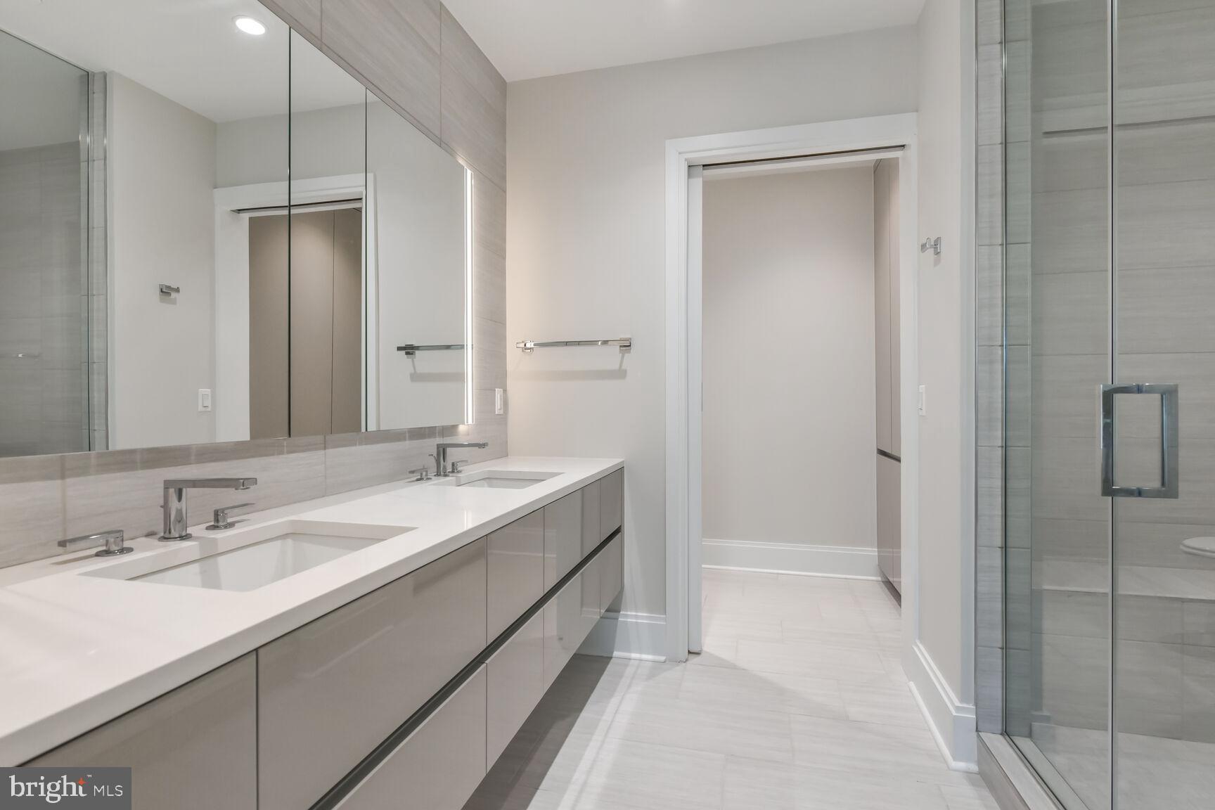 TYSONS CORNER - Residential Lease