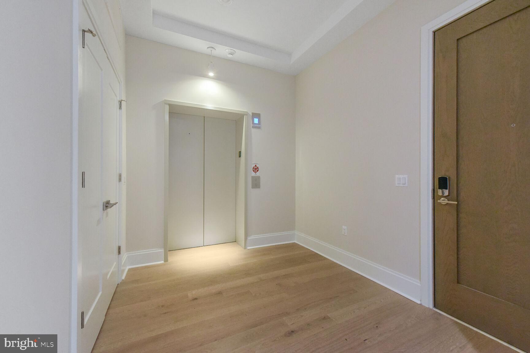 TYSONS CORNER - Residential Lease