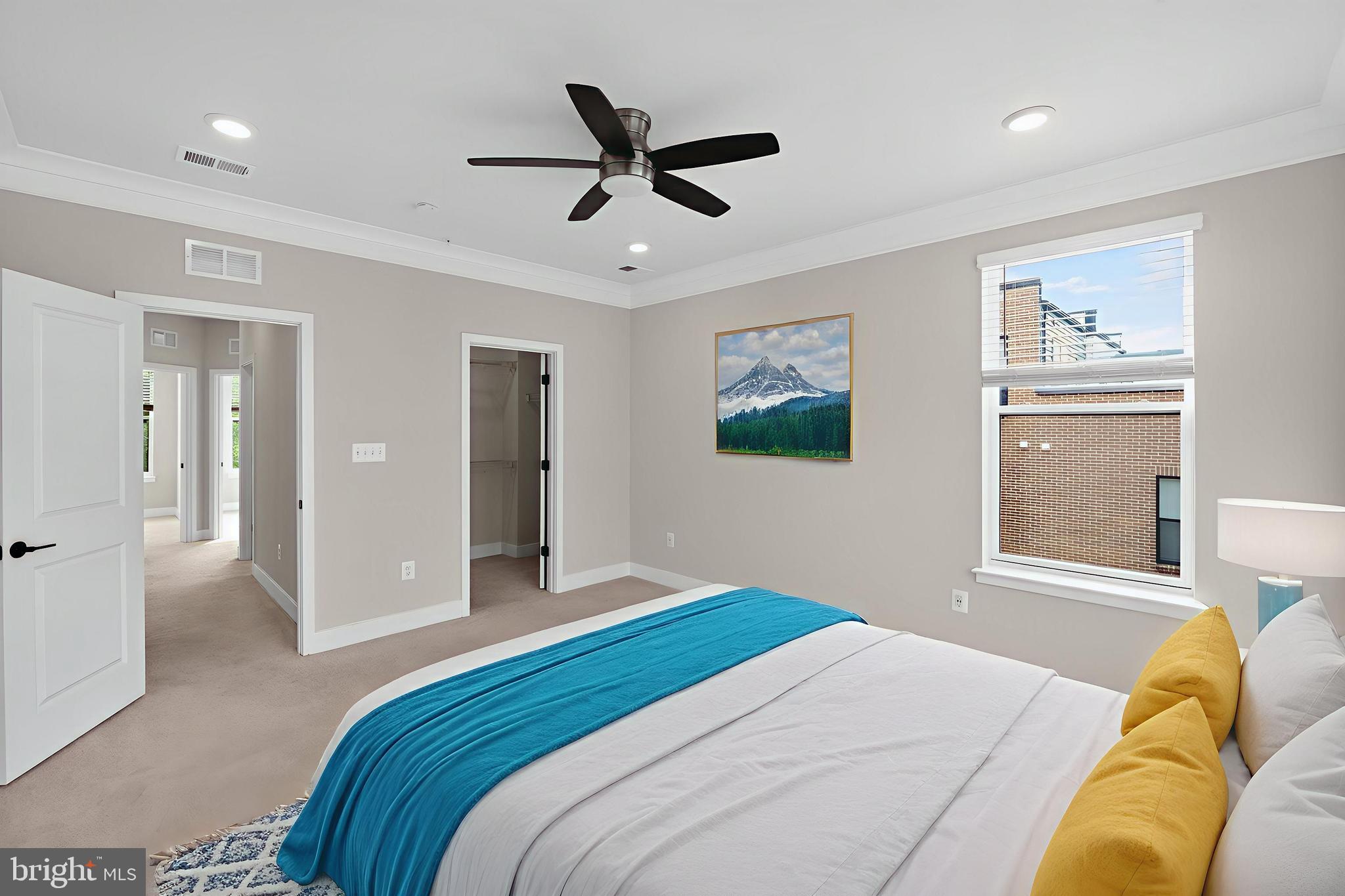 MEDFIELD - Residential