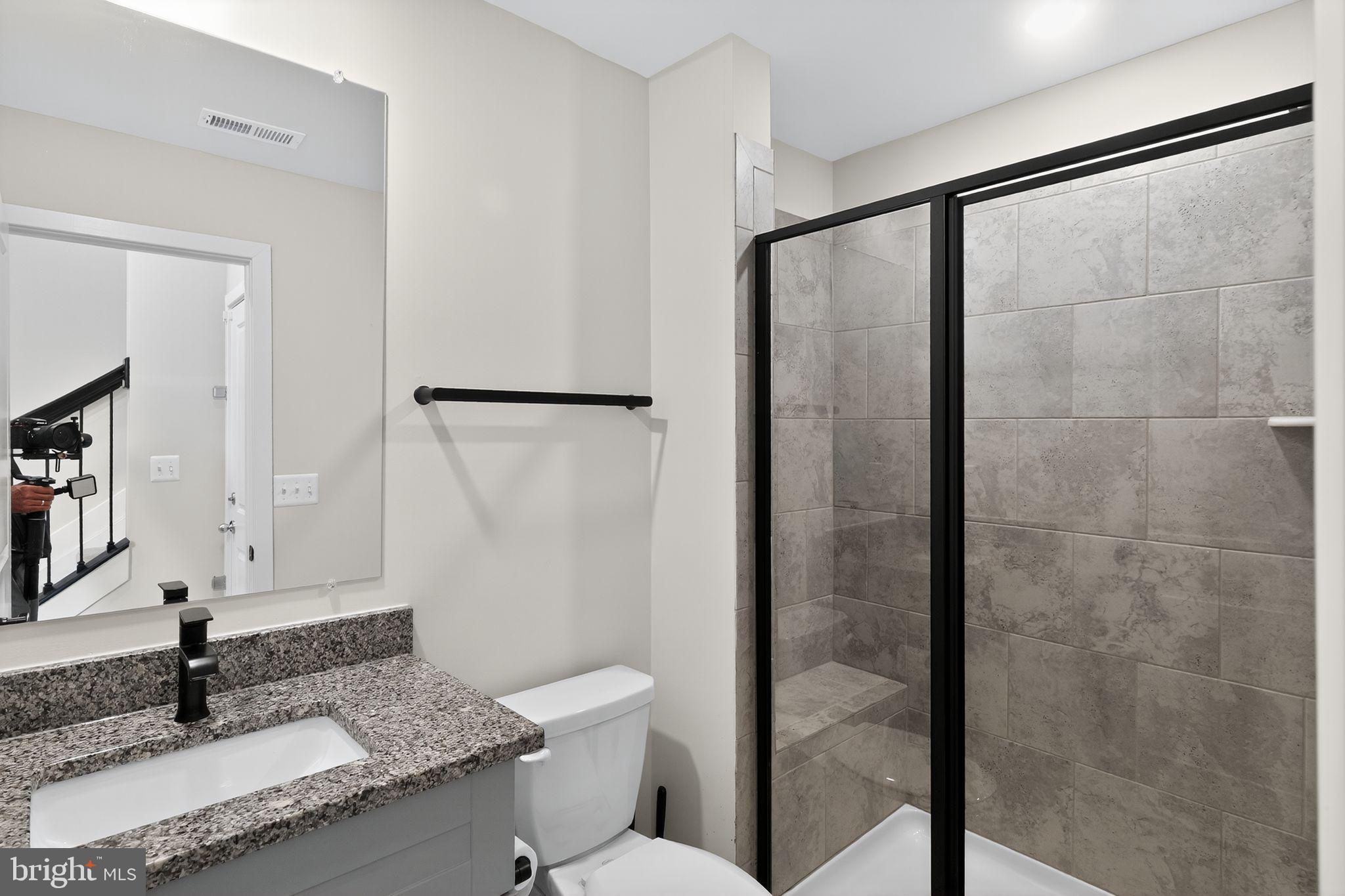 MEDFIELD - Residential