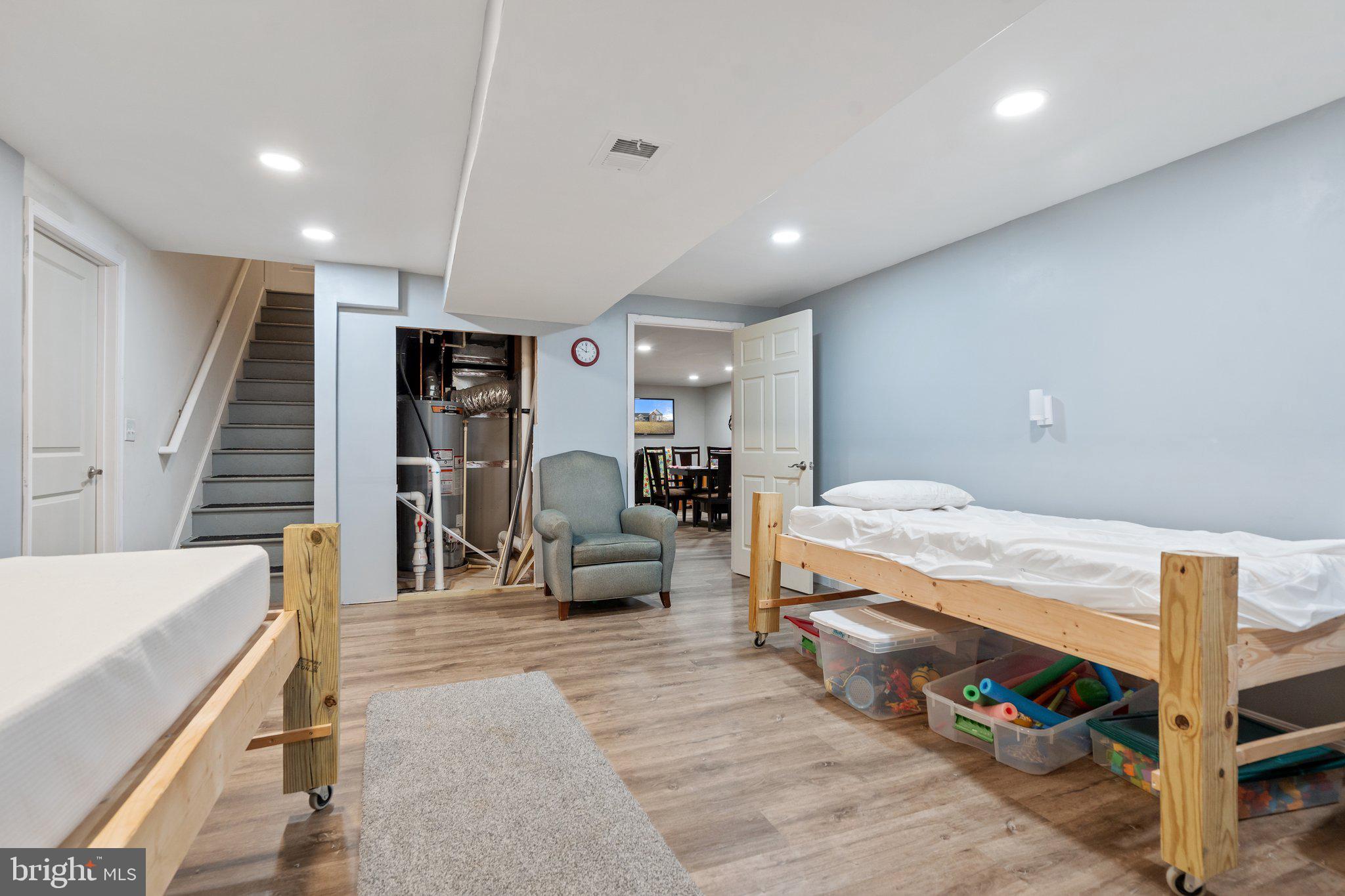 STONE RIDGE ESTATES - Residential