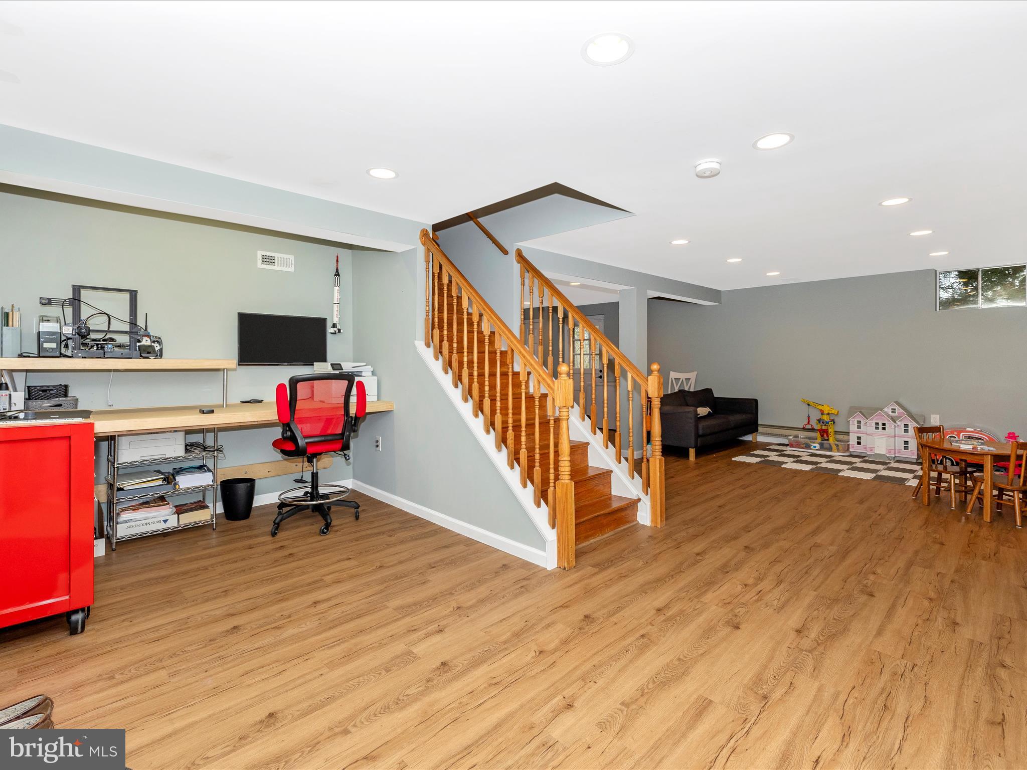 CLARKSBURG OUTSIDE - Residential