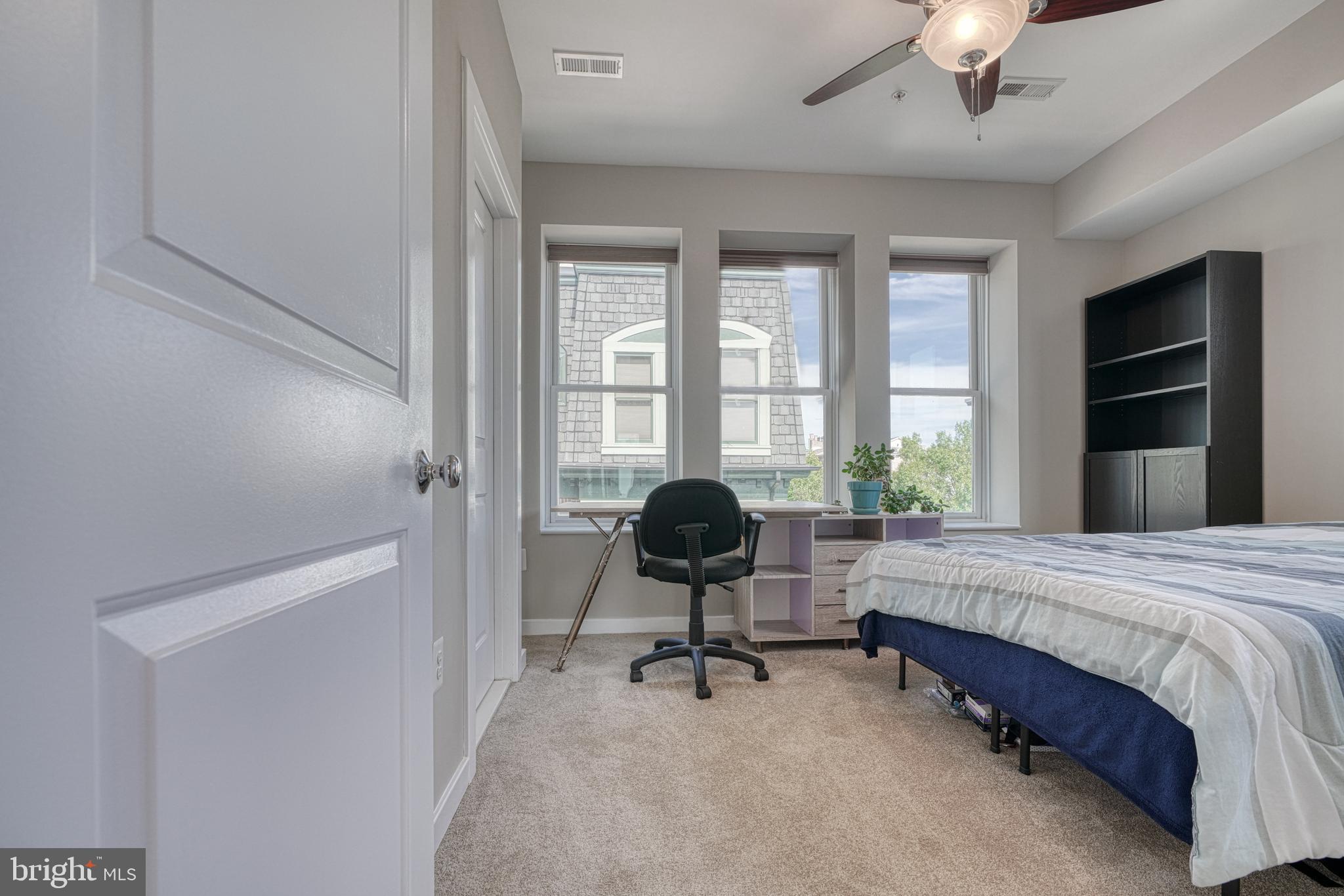 LOMBARD COURT - Residential