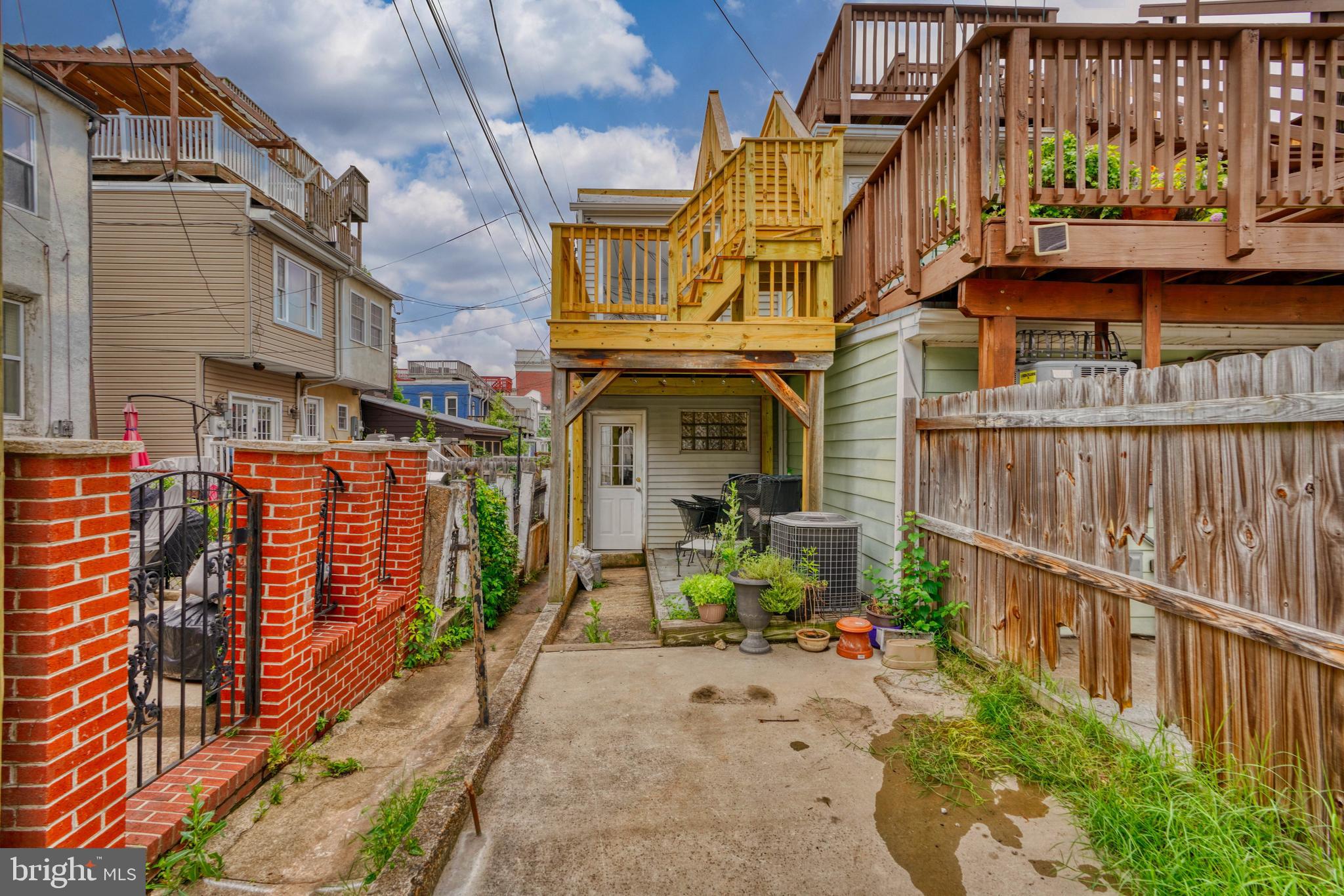 SOUTH BALTIMORE - Residential Lease