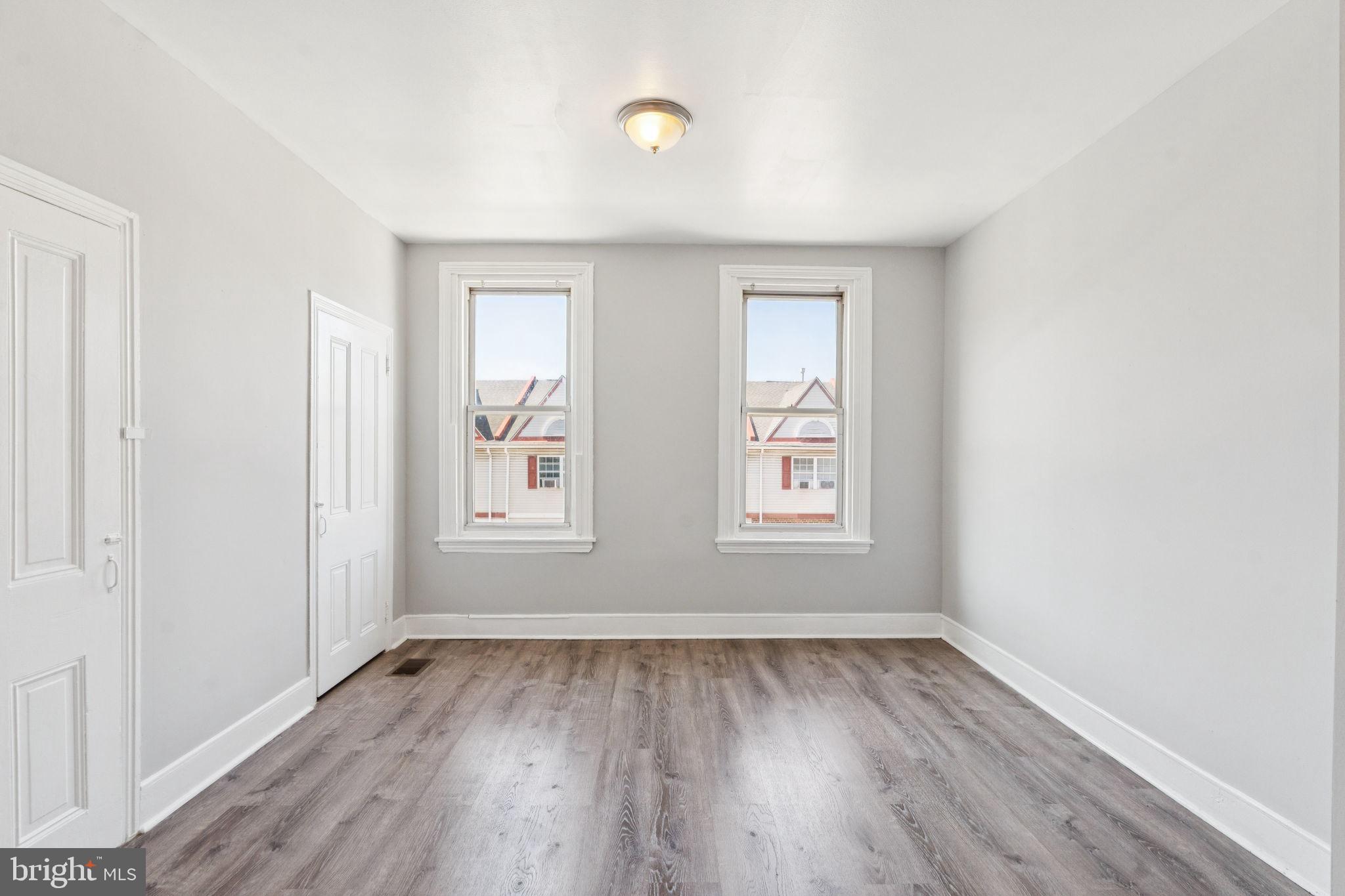 UNIVERSITY CITY - Residential