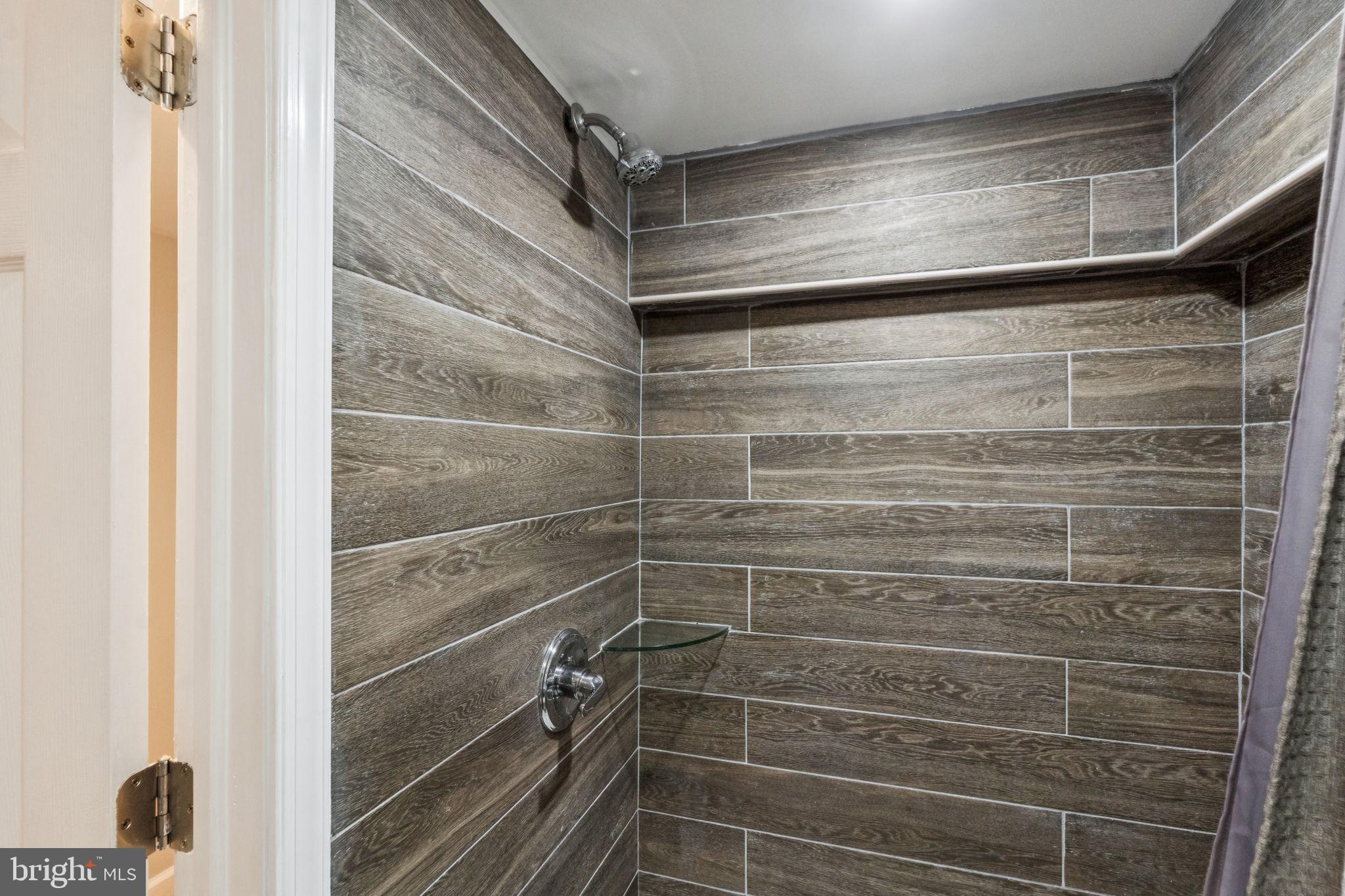 UNIVERSITY CITY - Residential