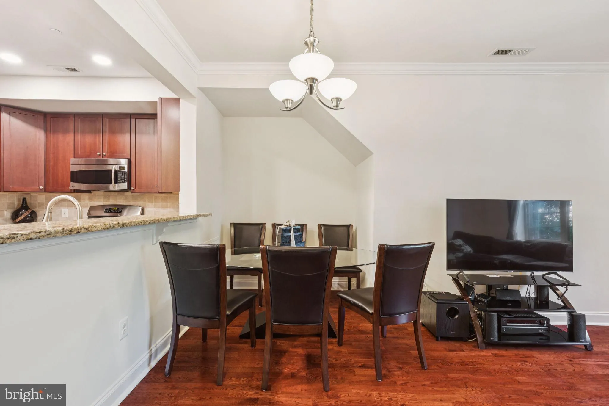 Philadelphia, Pennsylvania 19146, United States, 3 Bedrooms Bedrooms, ,3 BathroomsBathrooms,Residential,Active,131753