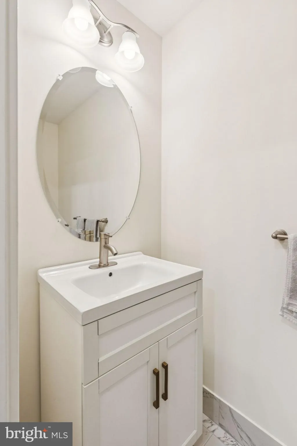 Philadelphia, Pennsylvania 19146, United States, 3 Bedrooms Bedrooms, ,3 BathroomsBathrooms,Residential,Active,131753