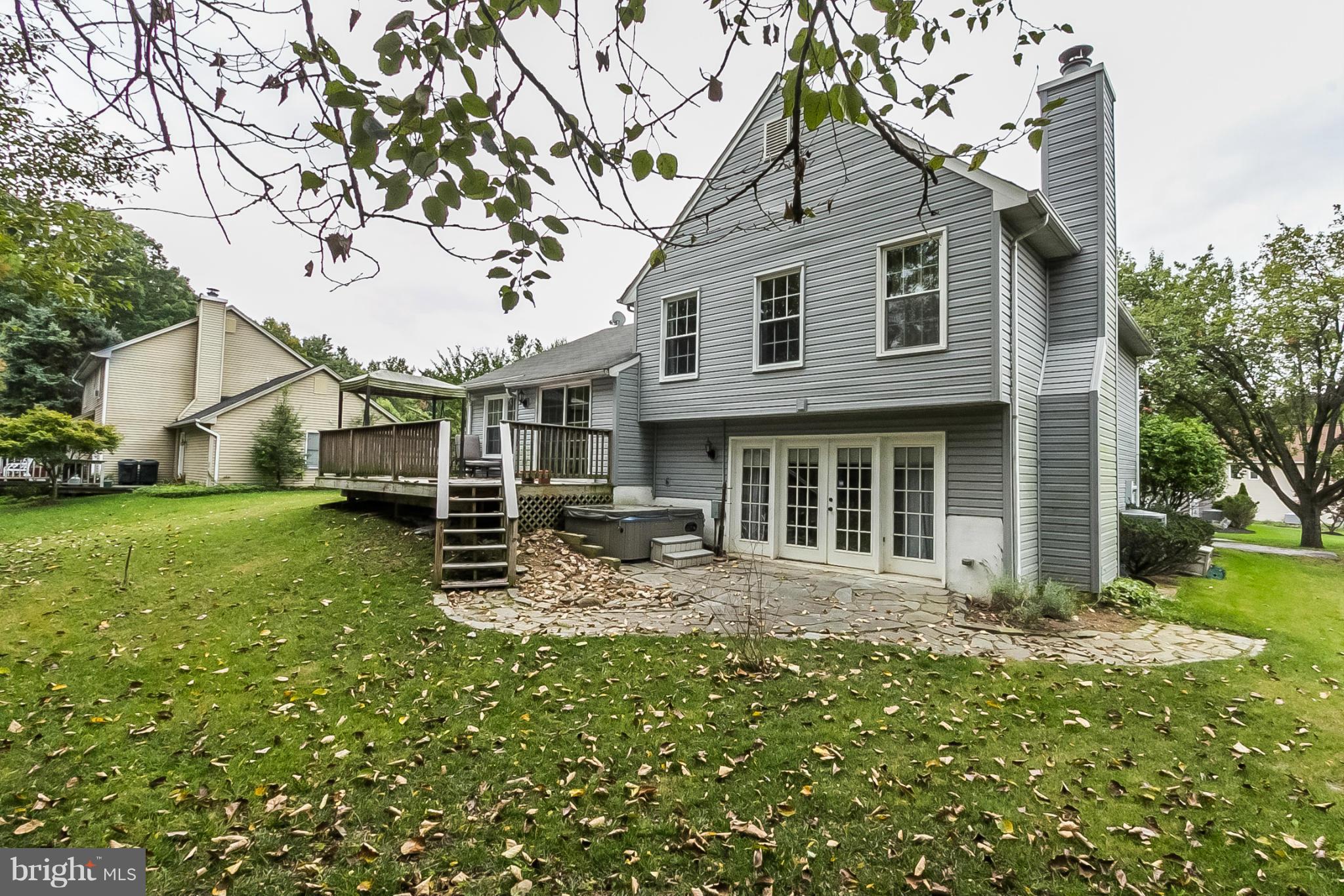 HUNT RIDGE - Residential