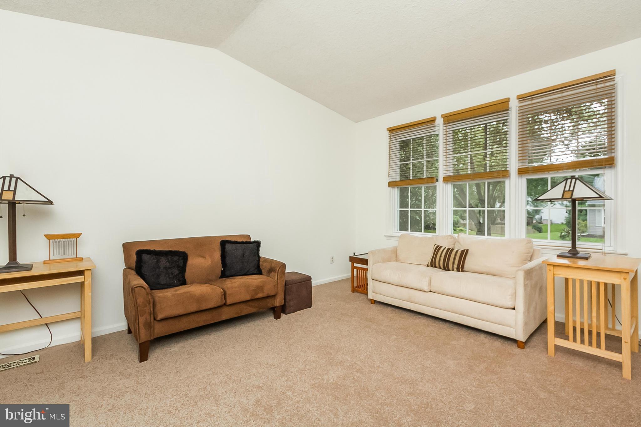 HUNT RIDGE - Residential