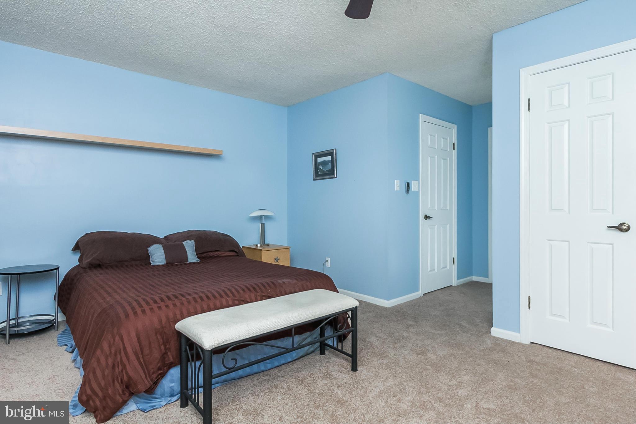 HUNT RIDGE - Residential