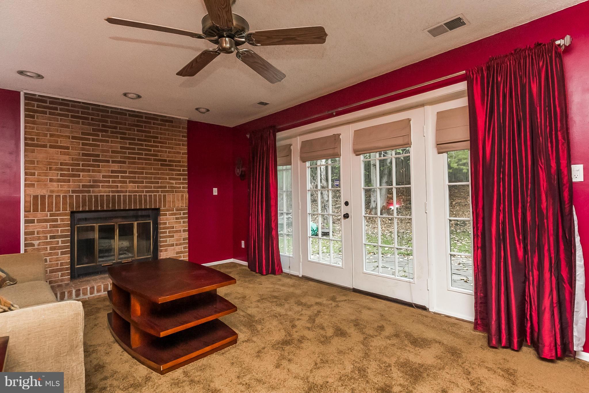 HUNT RIDGE - Residential