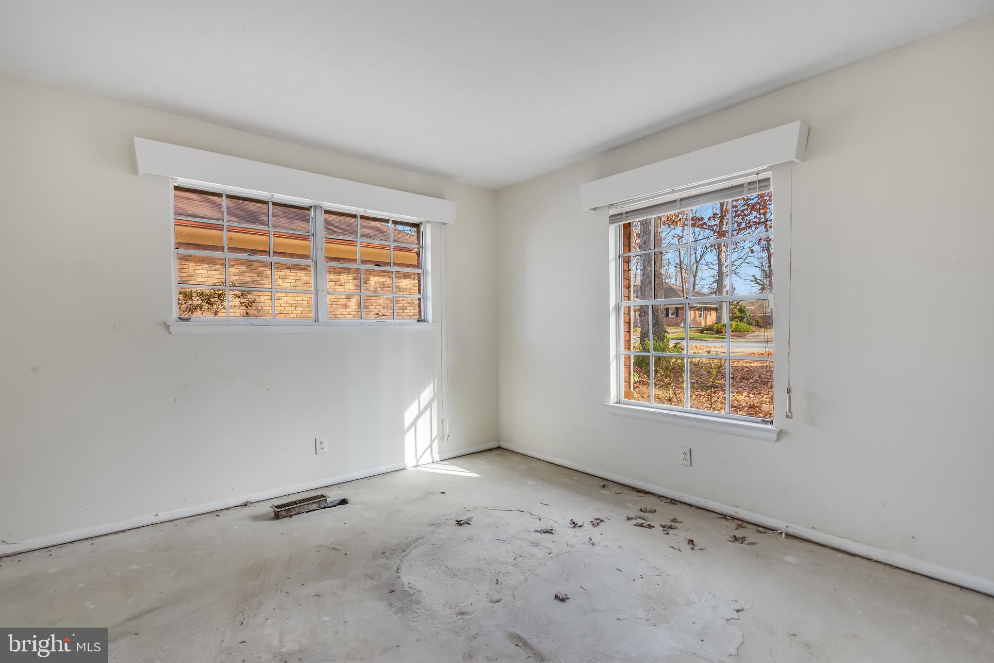 TANTALLON ON THE POTOMAC - Residential