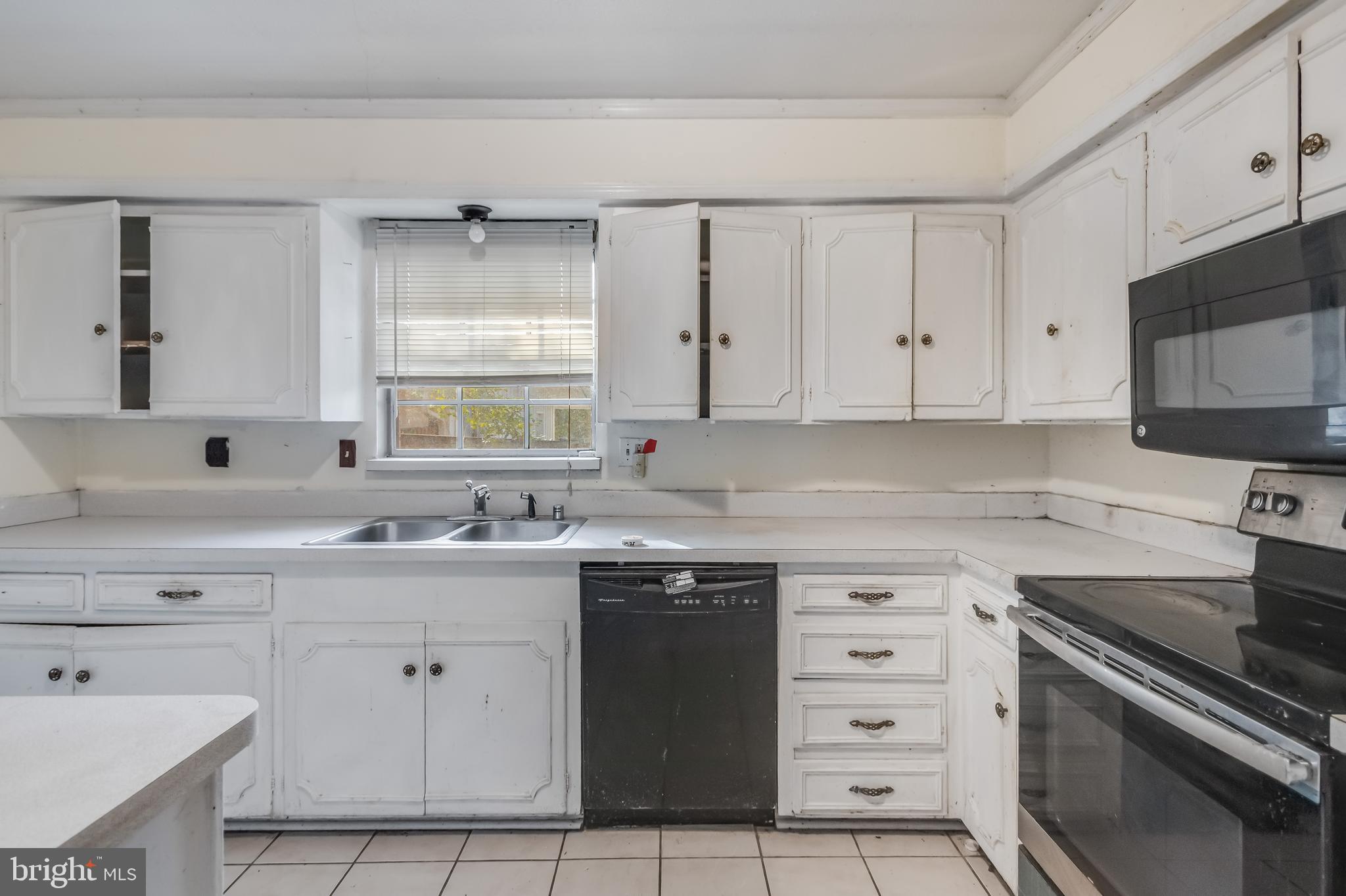 216 EMERALD HILL DRIVE