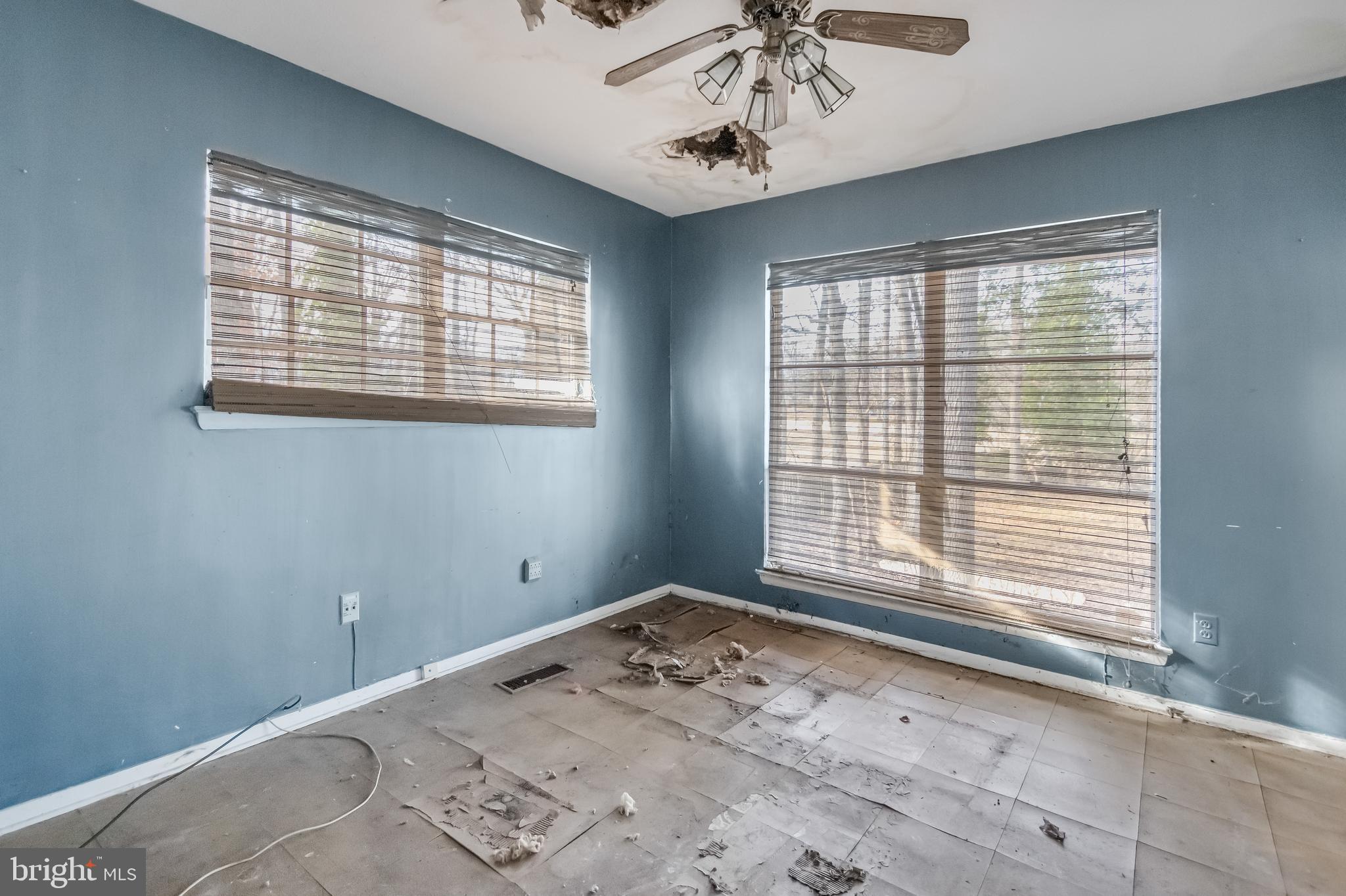 TANTALLON ON THE POTOMAC - Residential