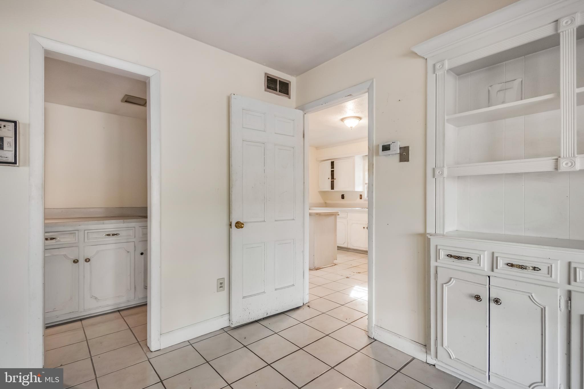 TANTALLON ON THE POTOMAC - Residential