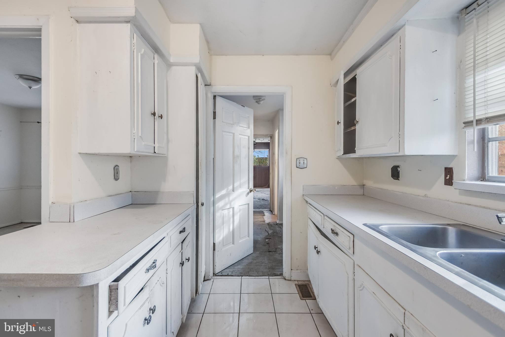 TANTALLON ON THE POTOMAC - Residential