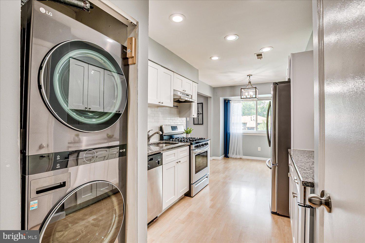 811 EDISON GLEN TERRACE