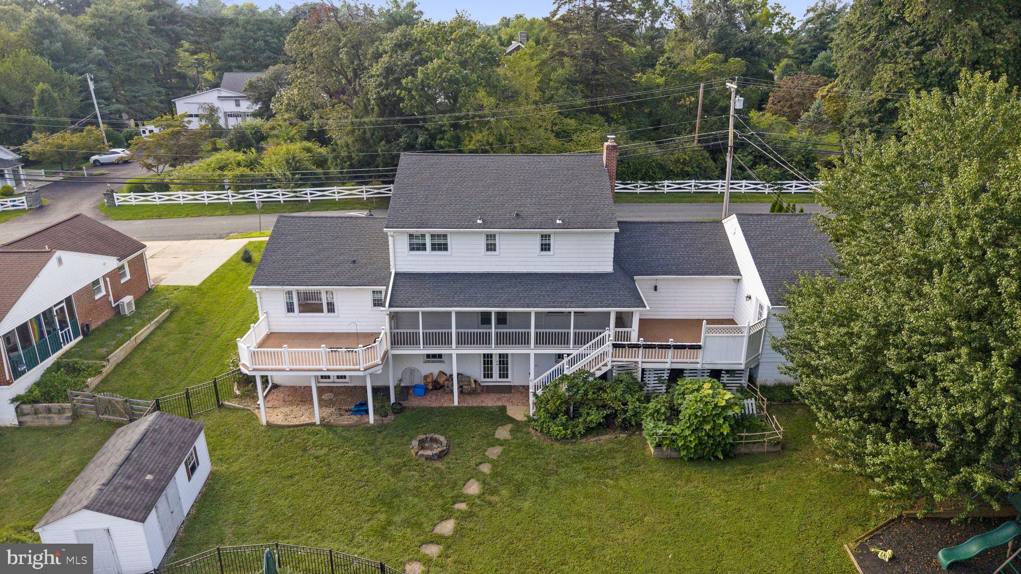 219 HALL STREET