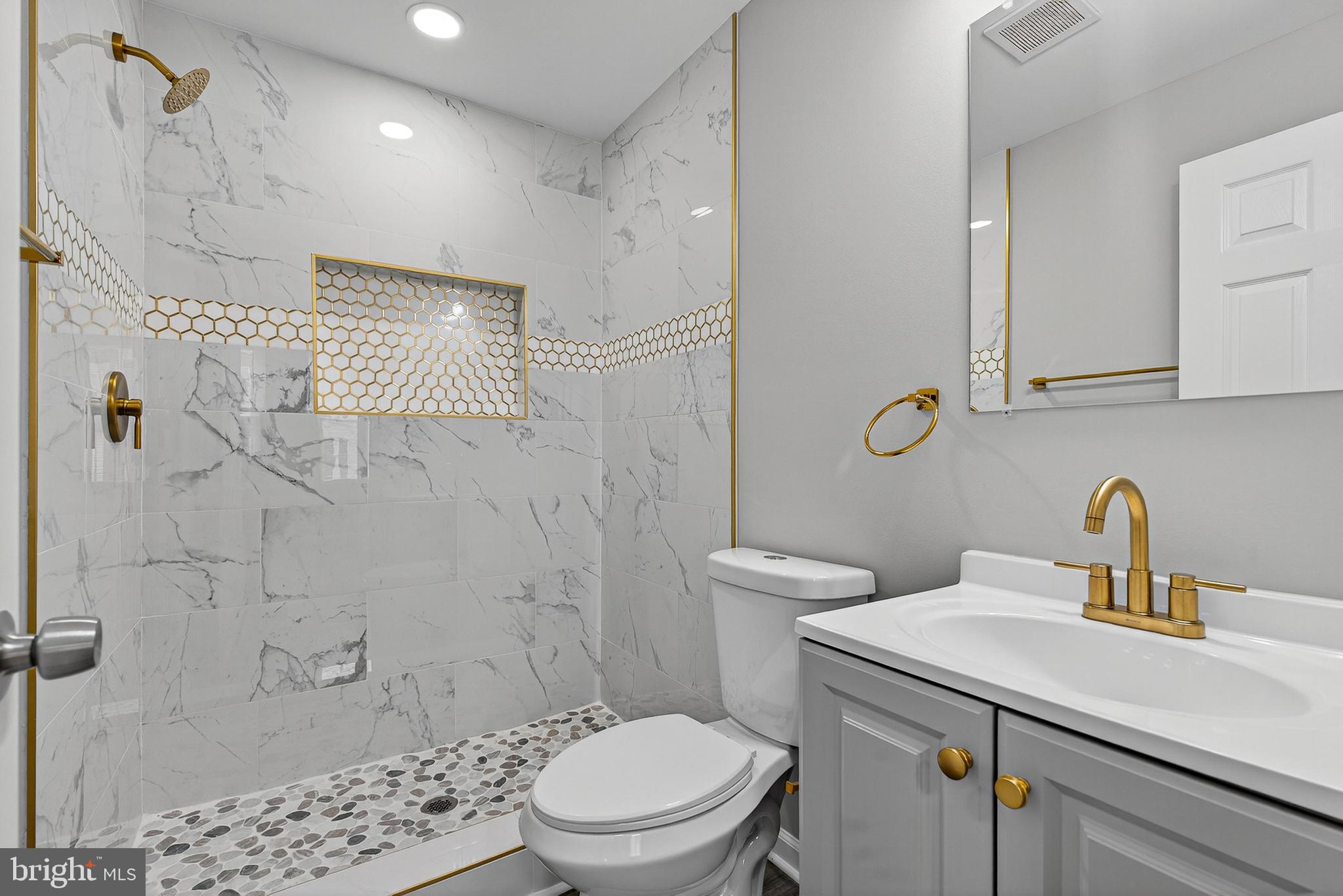 CARROLLTON RIDGE - Residential