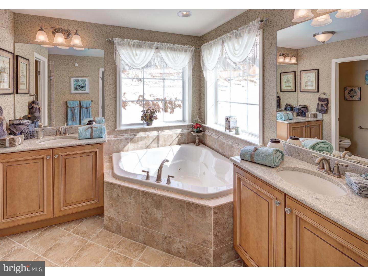 GRANDE AT MUIRWOOD H - Residential