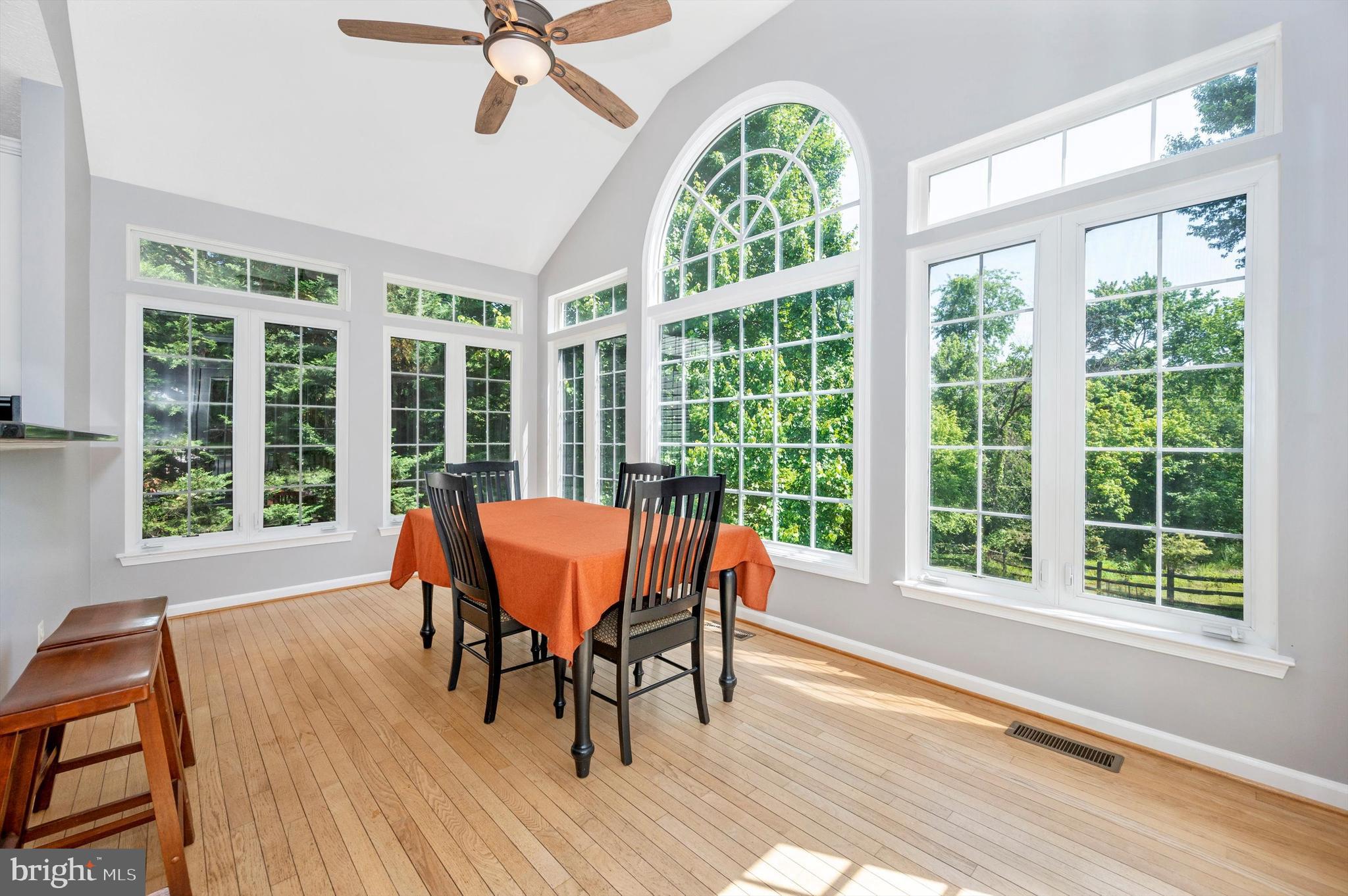 SPRING RIDGE - Residential