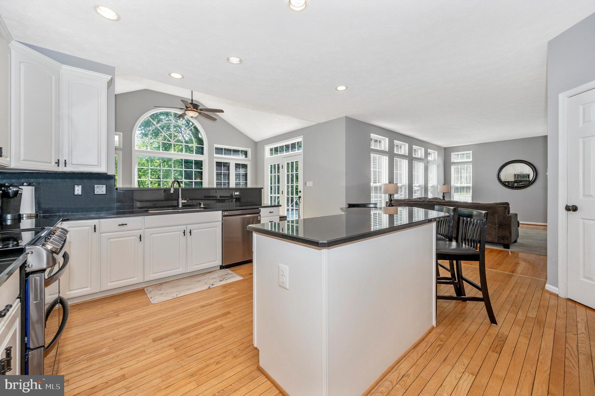 SPRING RIDGE - Residential